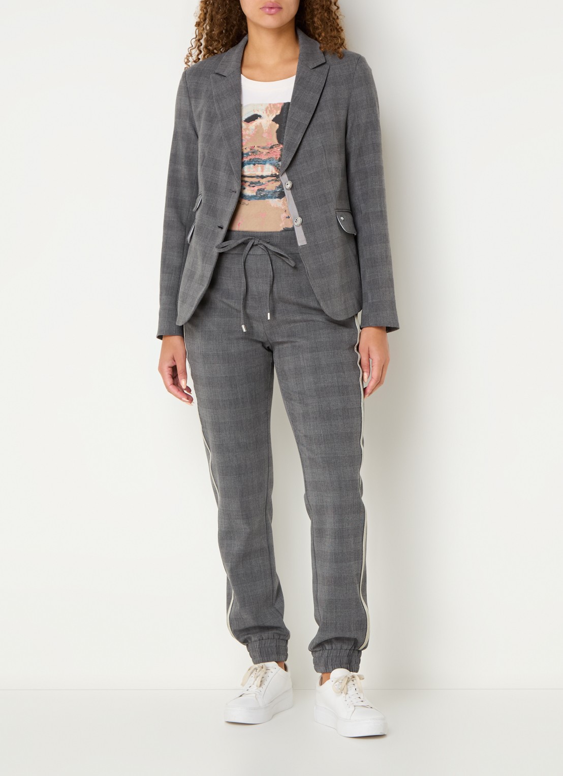 Mos Mosh MMBlake blazer met ruitdessin en klepzakken - voorkant 5 grijs
