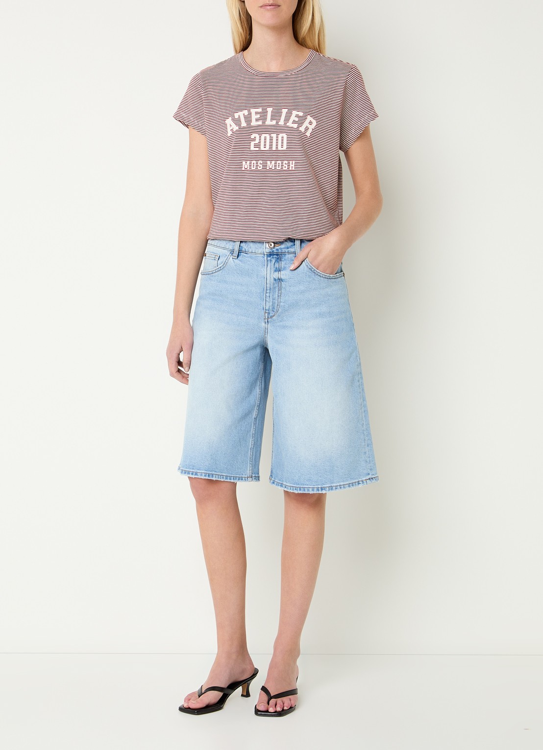 Mos Mosh MMCamp T-shirt met streepprint - voorkant 2 steenrood