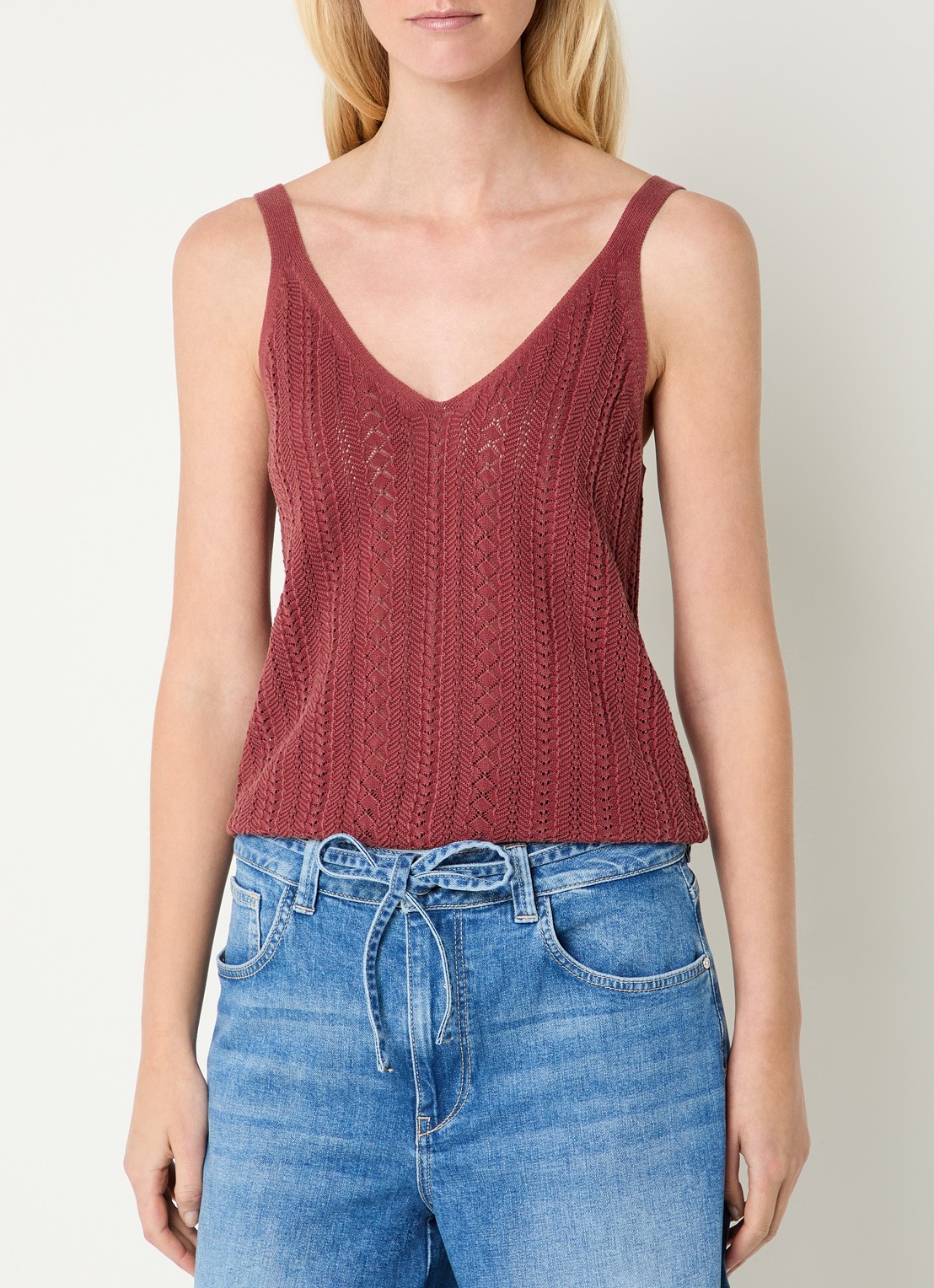 Mos Mosh MMCressida grofgebreide tanktop met opengewerkt dessin - detail steenrood