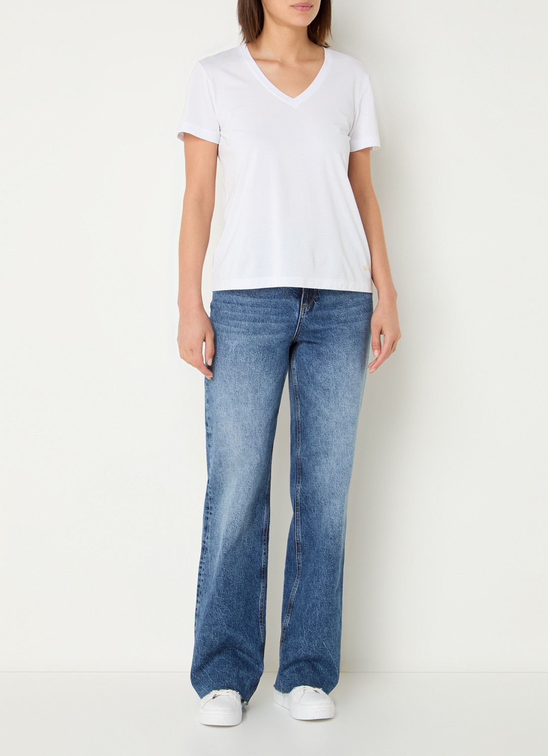 Mos Mosh MMDala T-shirt met V-hals - voorkant 3 wit