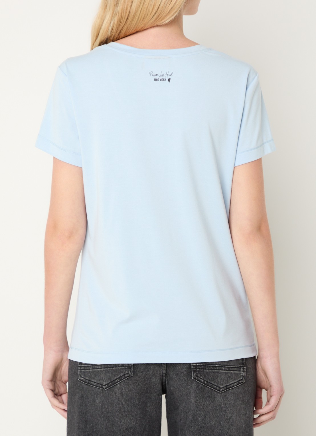 Mos Mosh MMDala T-shirt met V-hals - achterkant lichtblauw