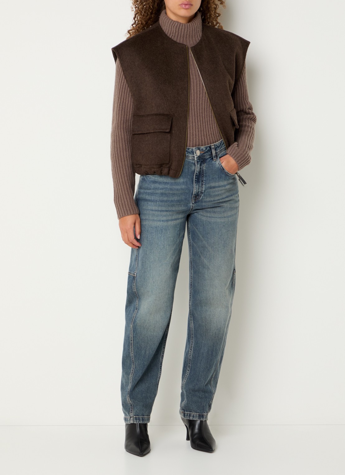 Mos Mosh MMElise bodywarmer in wolblend met opgestikte zakken - voorkant 2 bruin