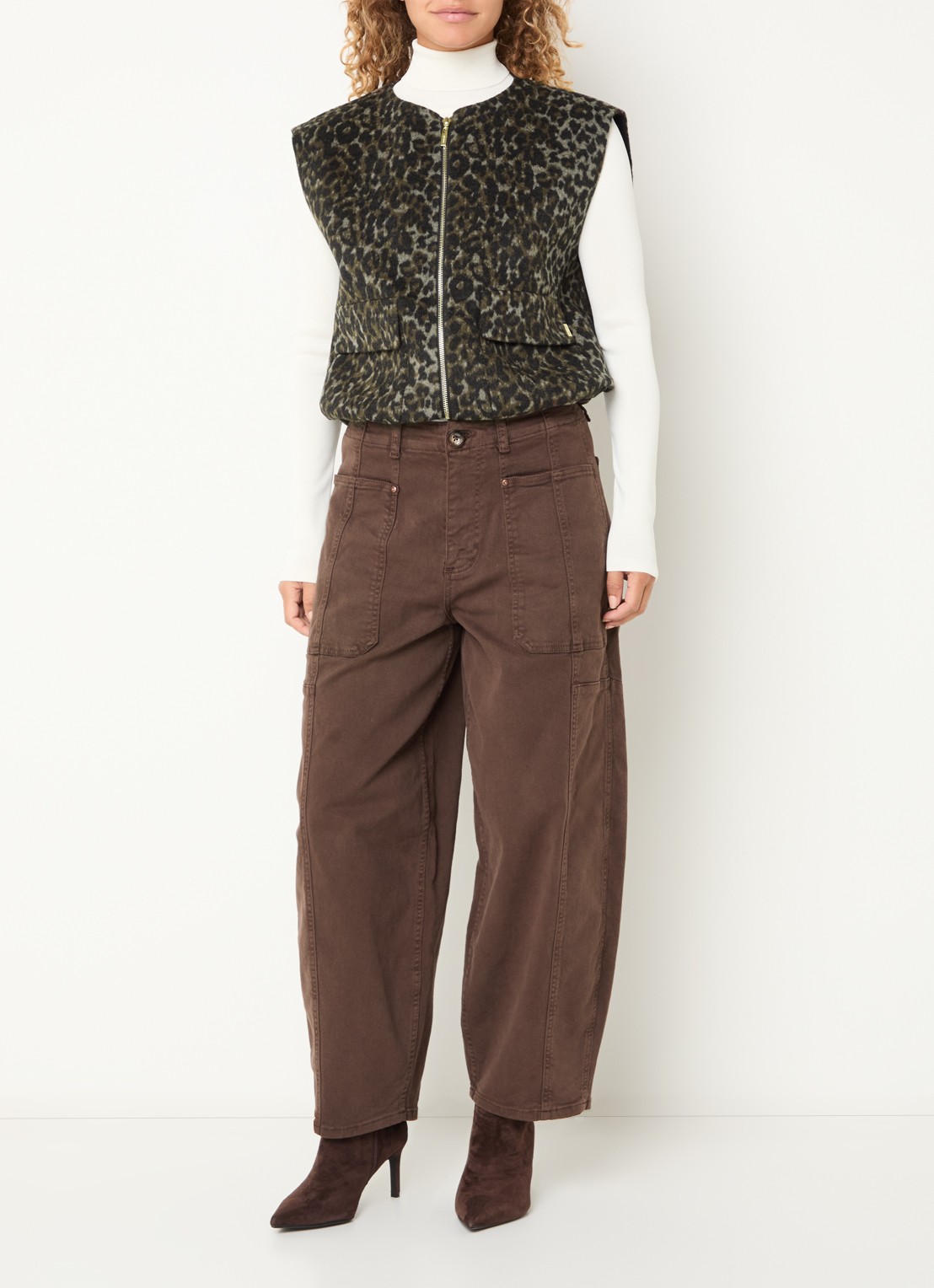 Mos Mosh MMElise Leo vest in wolblend met panterprint - voorkant 3 zwart