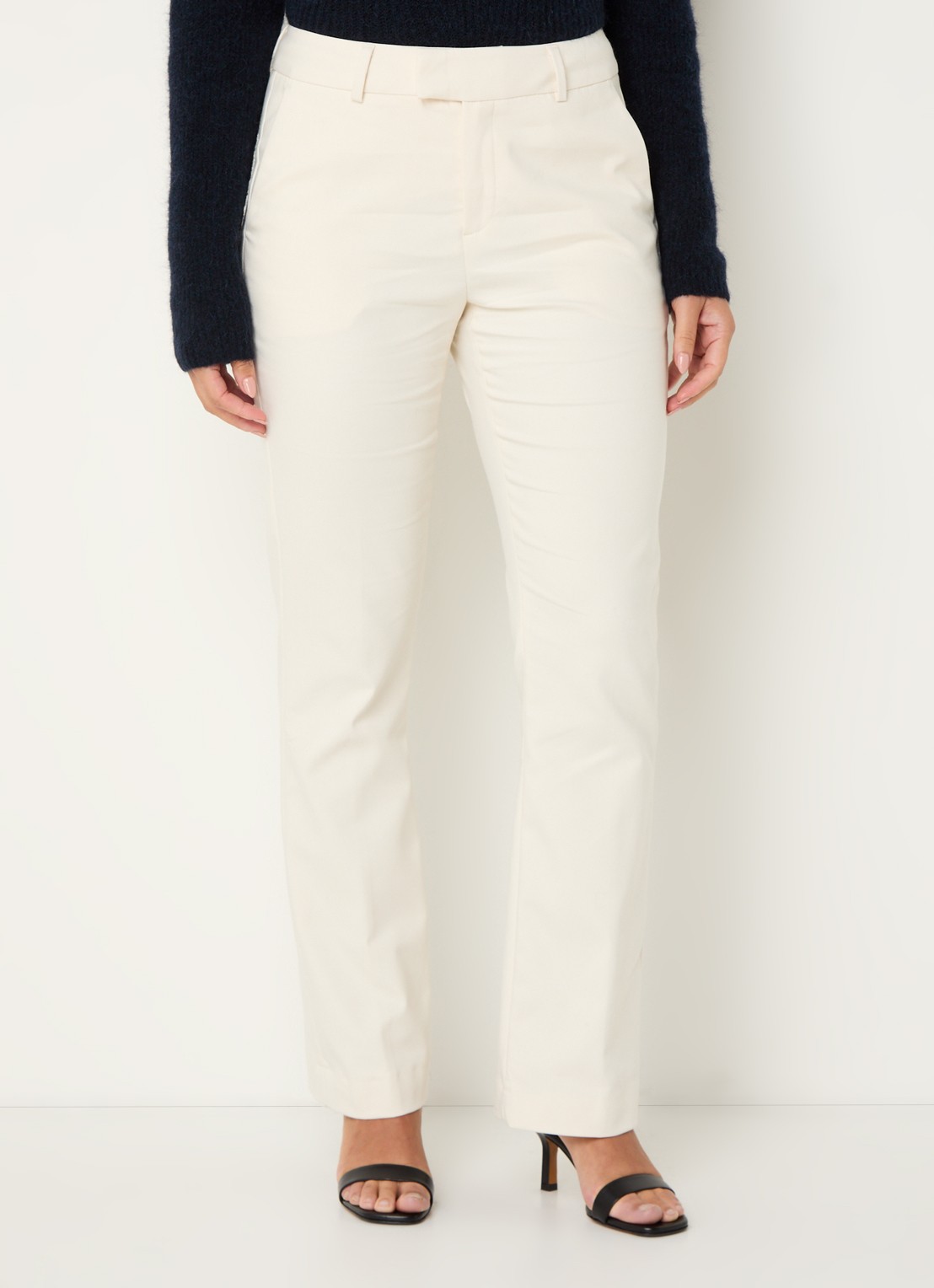 Mos Mosh MMEllen mid waist straight fit cropped chino met steekzakken - detail 2 gebroken wit