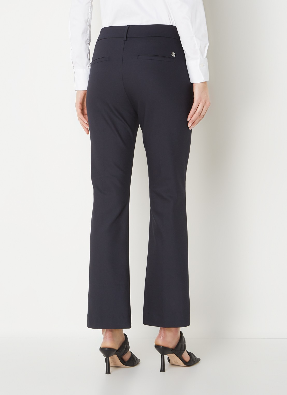 Mos Mosh MMEllen mid waist straight fit cropped chino met steekzakken - achterkant 4 donkerblauw