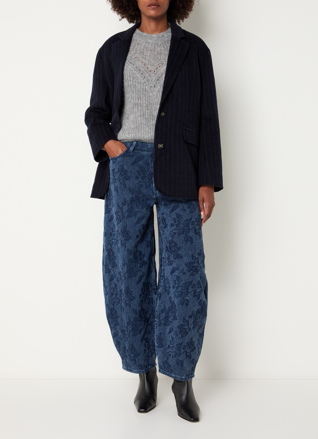 Mos Mosh MMKarita blazer met streepprint en klepzakken - voorkant 2 donkerblauw