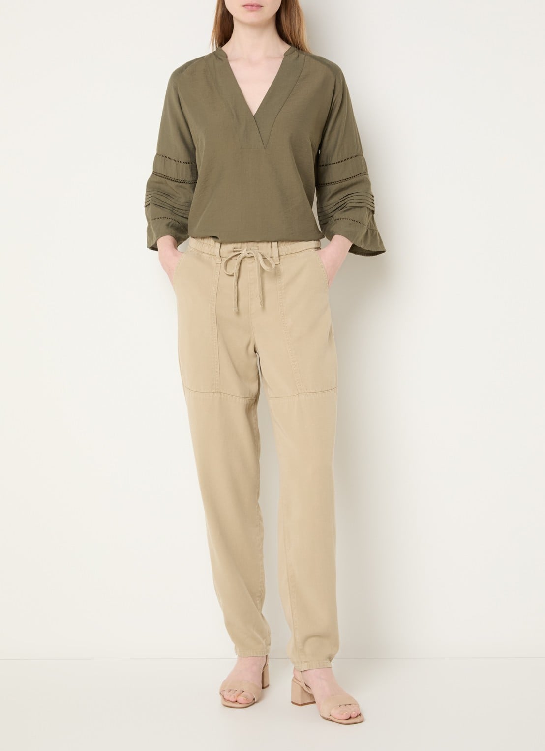 Mos Mosh MMMaison high waist tapered fit broek met steekzakken - voorkant 2 beige