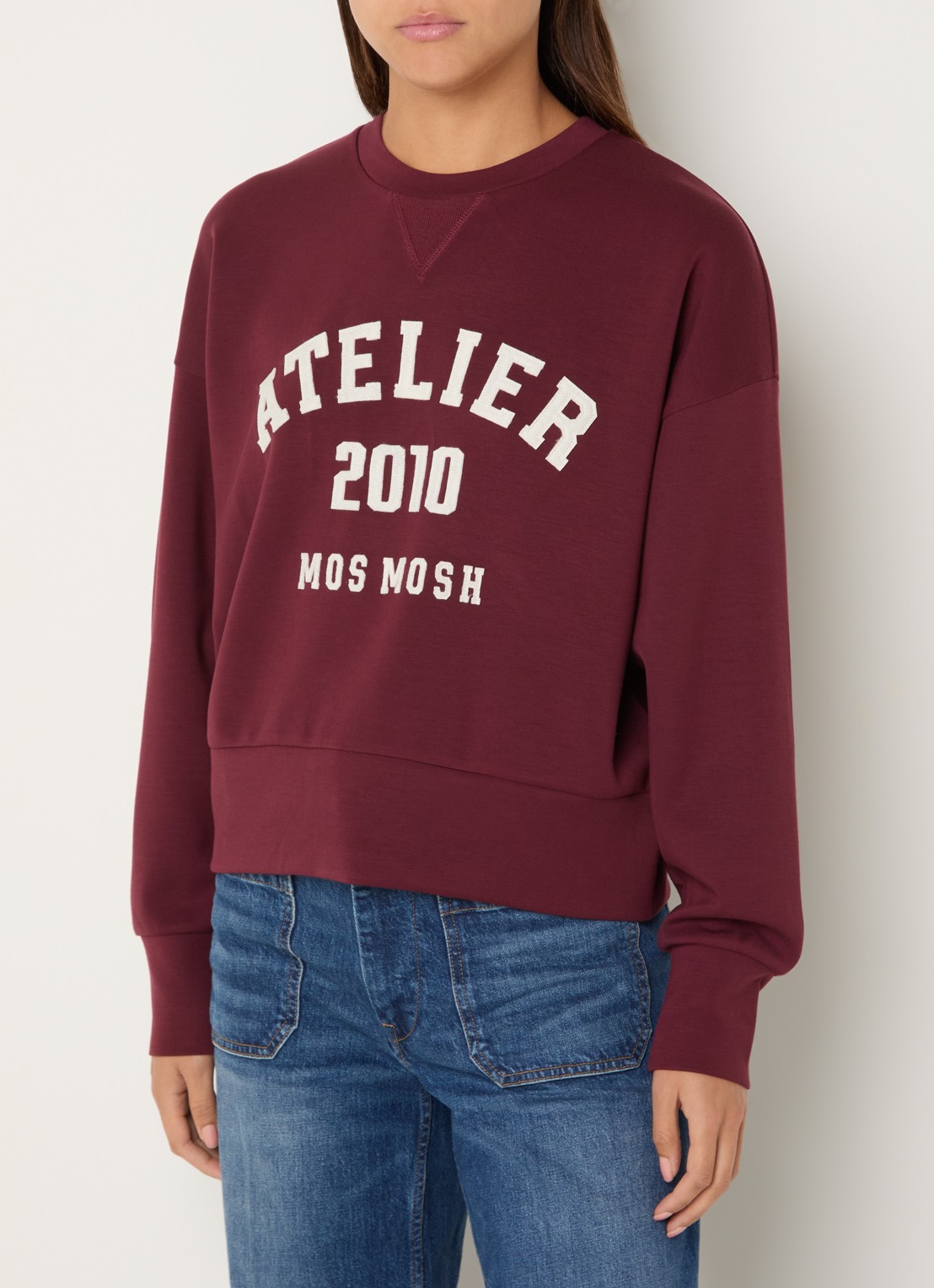 Mos Mosh MMNina sweater met flock logoprint - detail 4 bordeauxrood