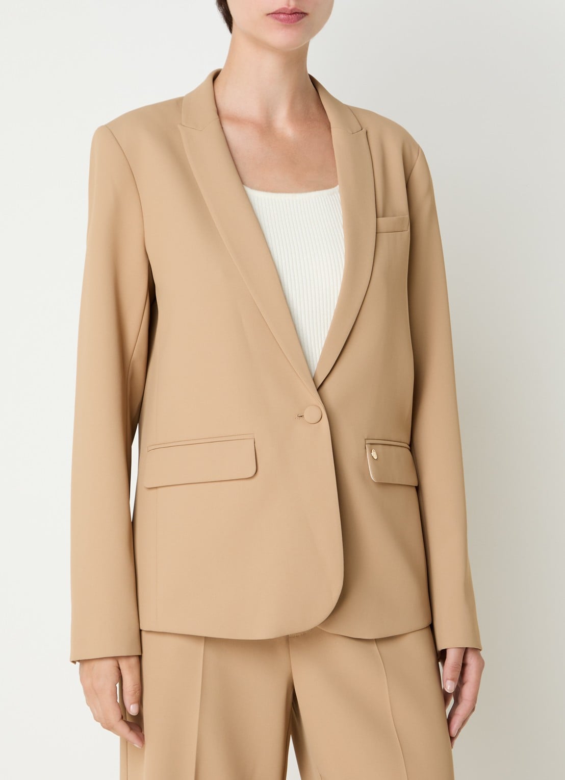 Mos Mosh MMPhoebe Miley blazer met klepzakken en schoudervulling - detail 4 camel