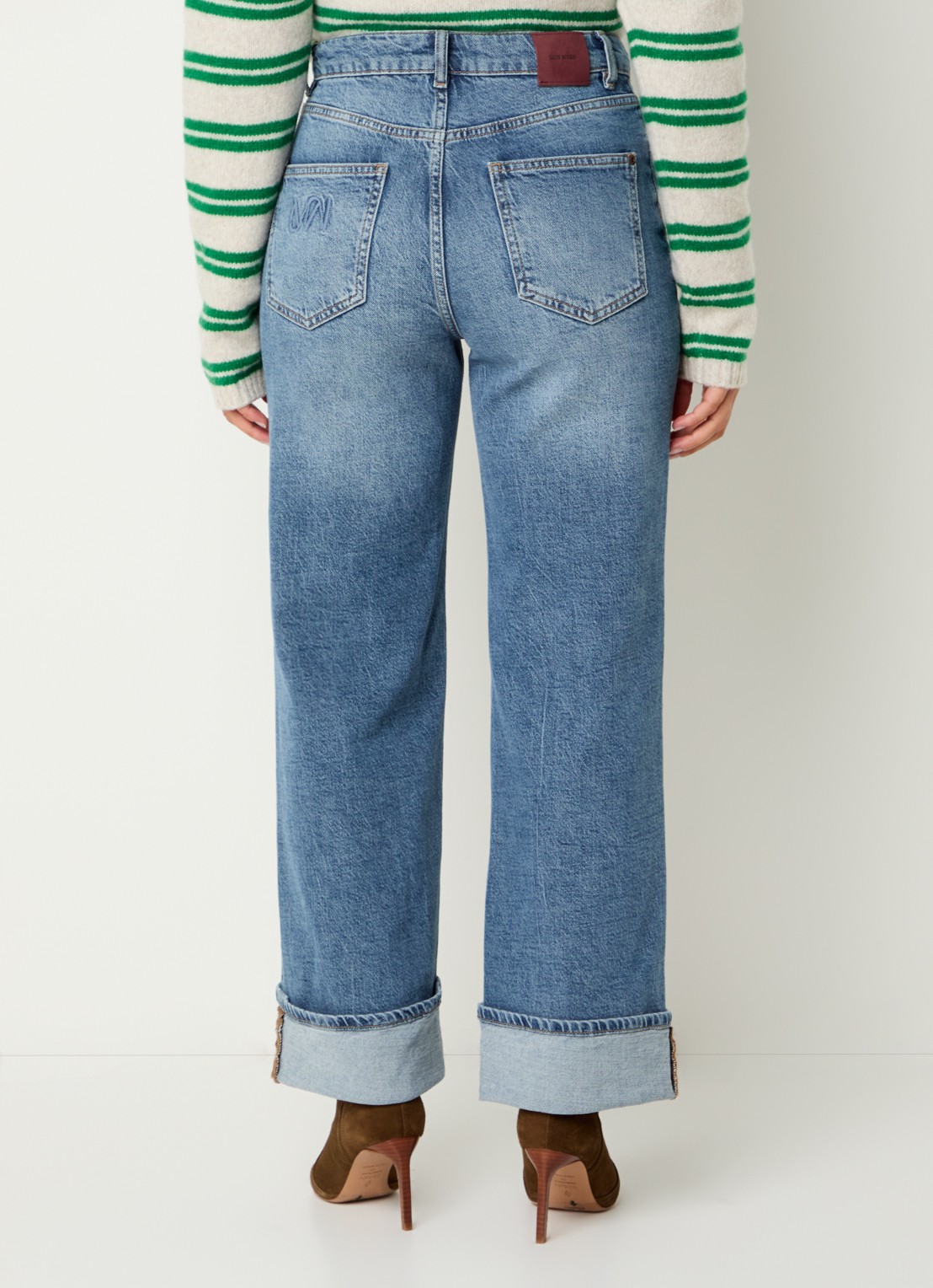 Mos Mosh MMRelee Mai high waist loose fit jeans met medium wassing - achterkant indigo