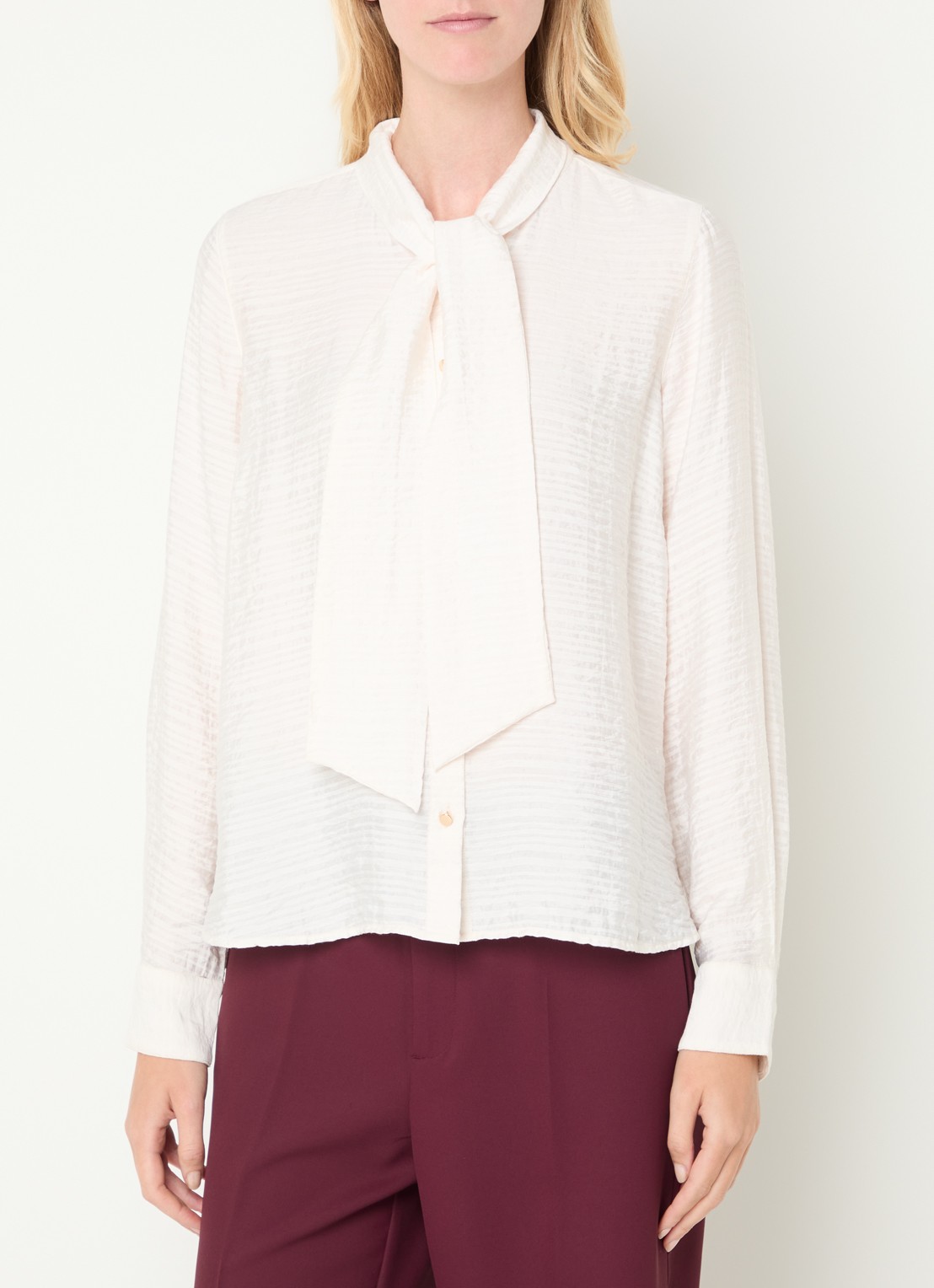 Mos Mosh MMSaba blouse met sjaalkraag - detail gebroken wit