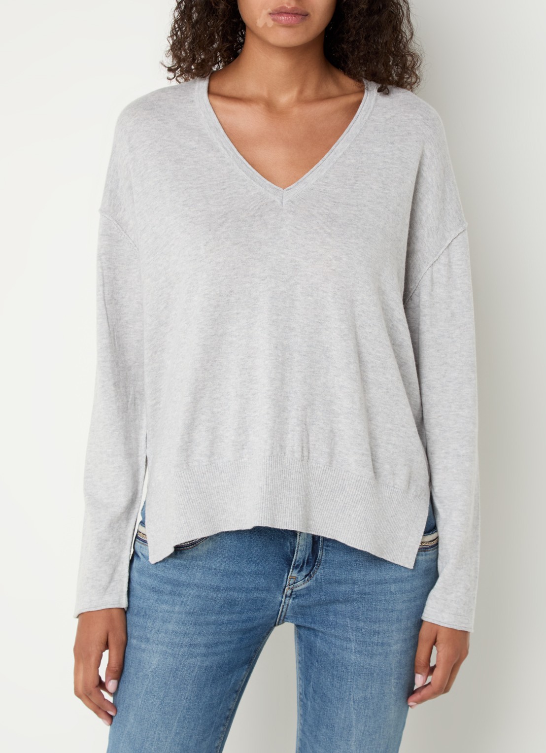 Mos Mosh MMTani pullover in kasjmierblend met V-hals  - detail grijsmele