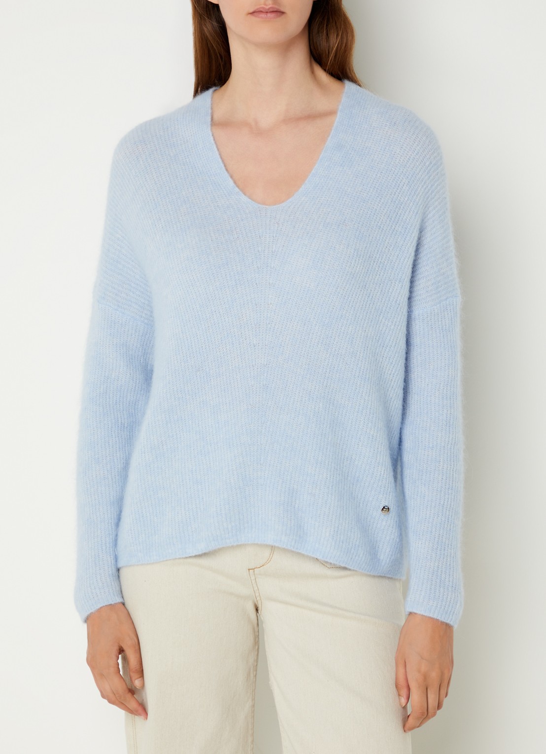 Mos Mosh MMThora fijngebreide pullover in alpaca wolblend met V-hals - detail 4 cashmere blue / kobaltblauw
