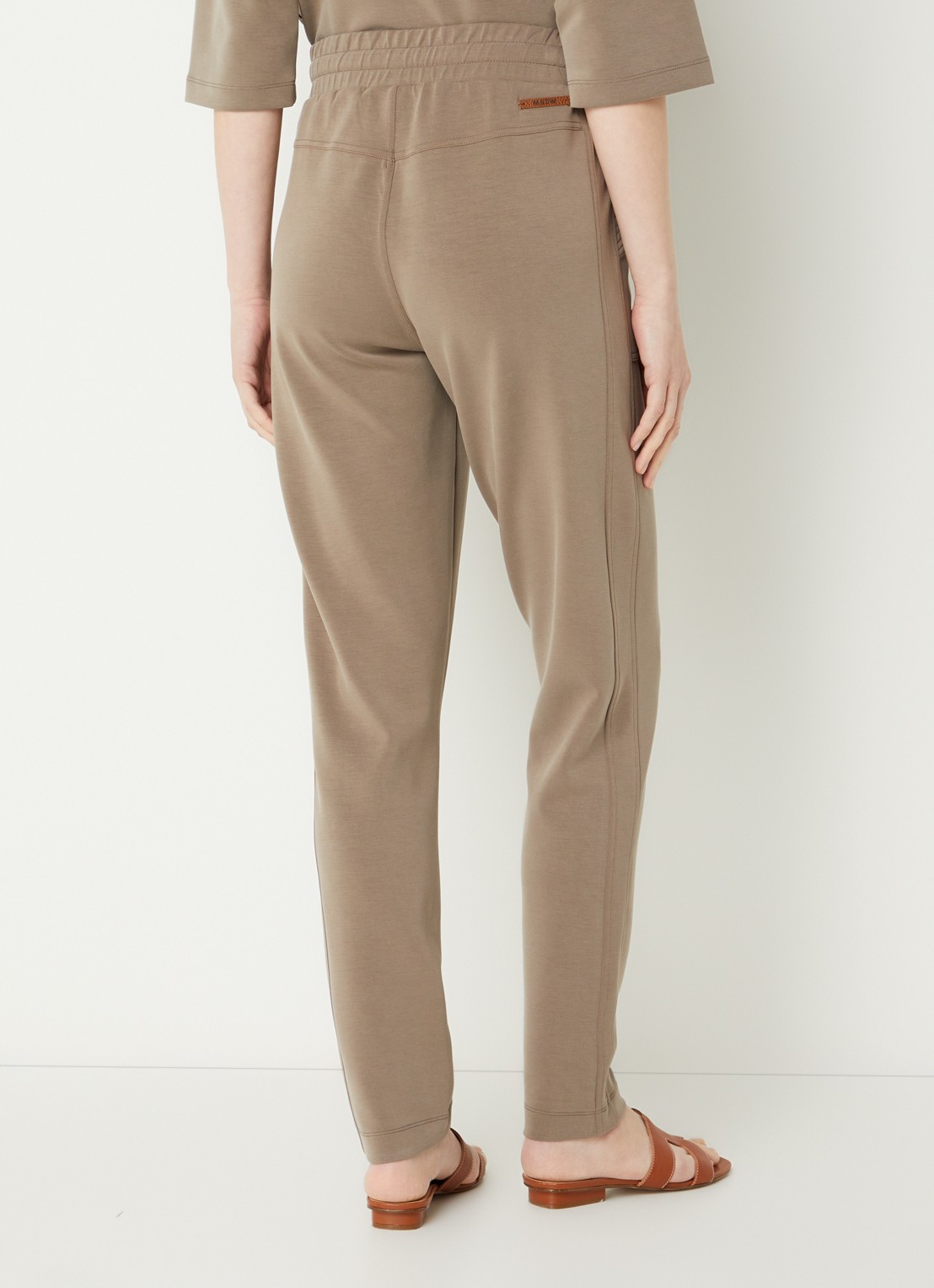 Moscow Jukin tapered fit pantalon met steekzakken - achterkant 6 lichtbruin