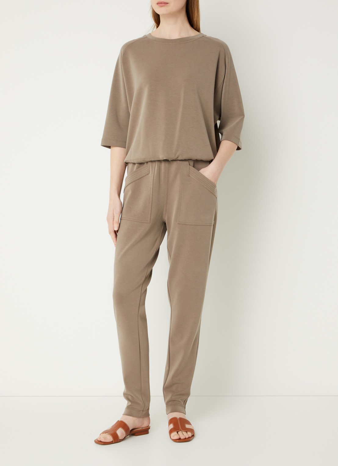 Moscow Jukin tapered fit pantalon met steekzakken - voorkant 2 lichtbruin