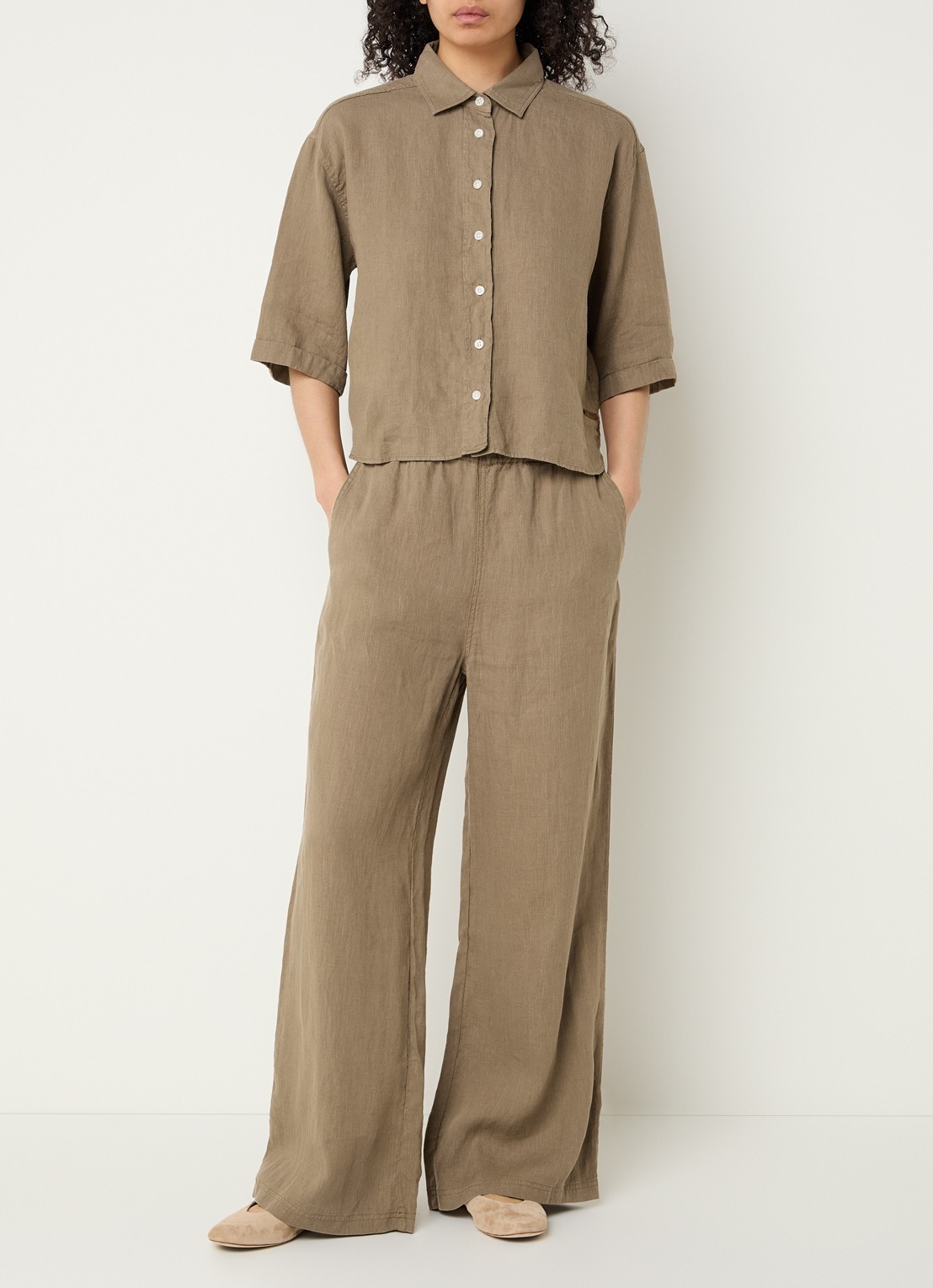 Moscow Lady blouse van linnen - voorkant 4 khaki