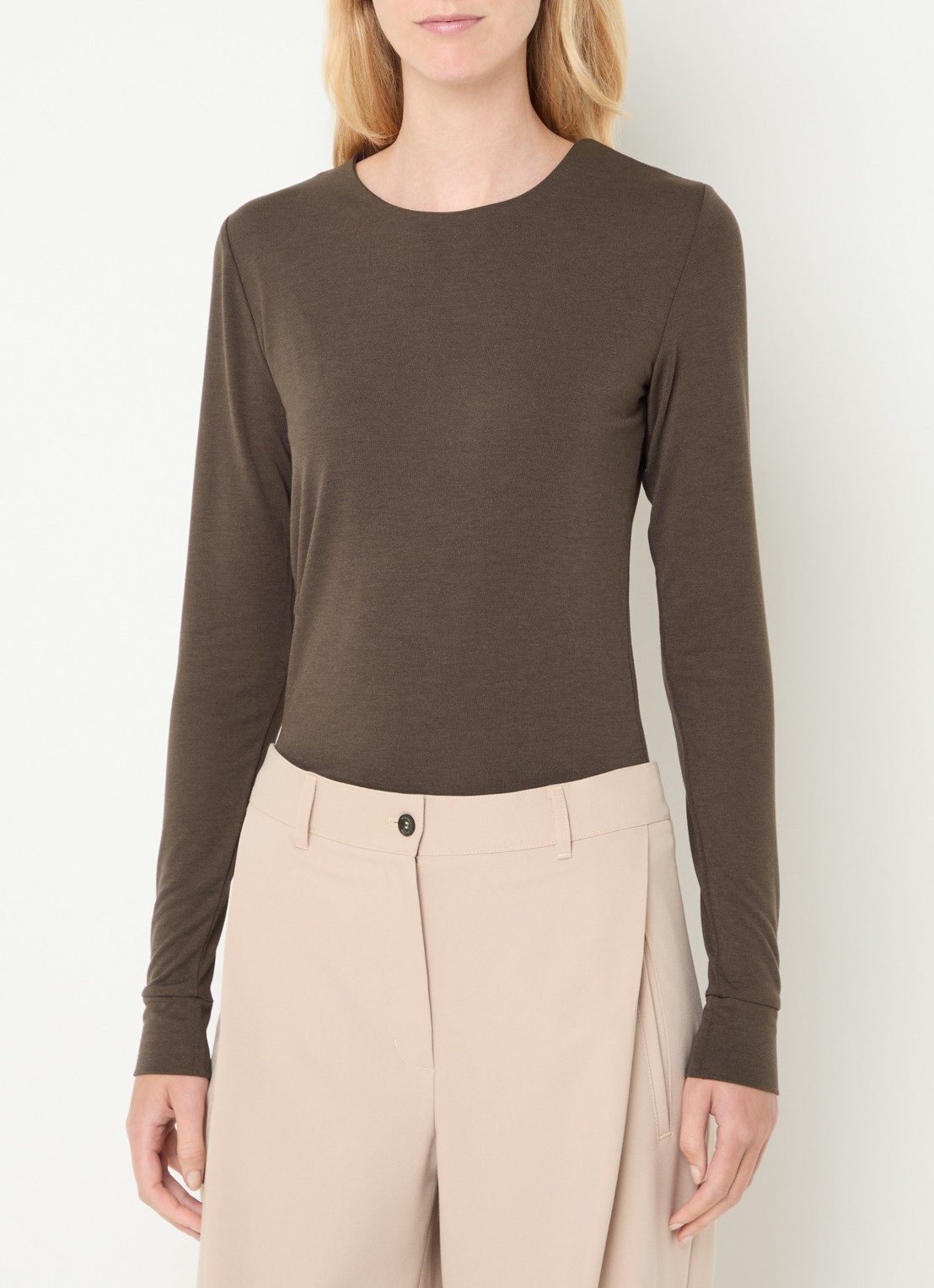 Moscow Lucia longsleeve met ronde hals - detail donkerbruin