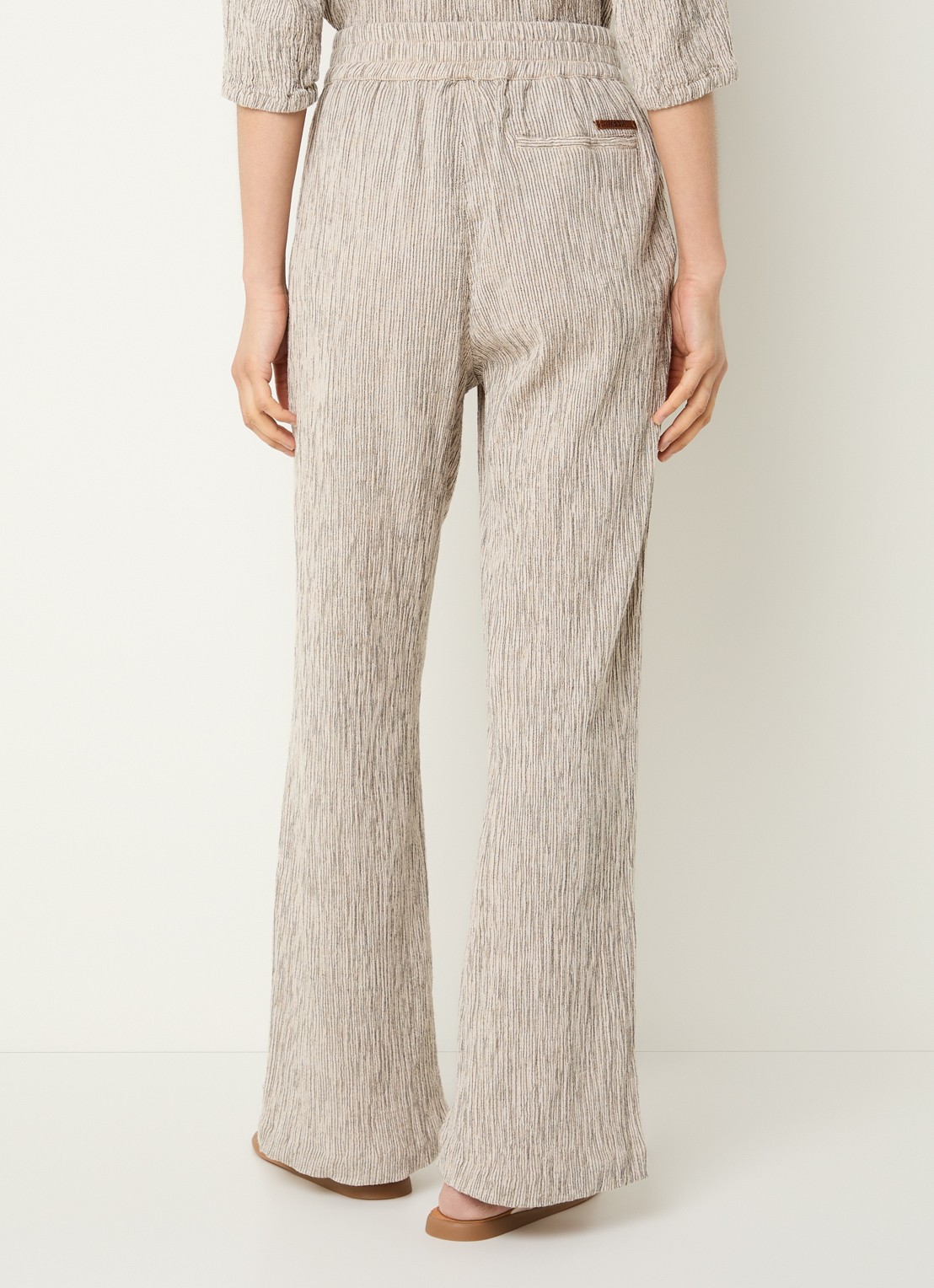 Moscow Percy high waist wide fit broek met steekzakken - achterkant 4 zand