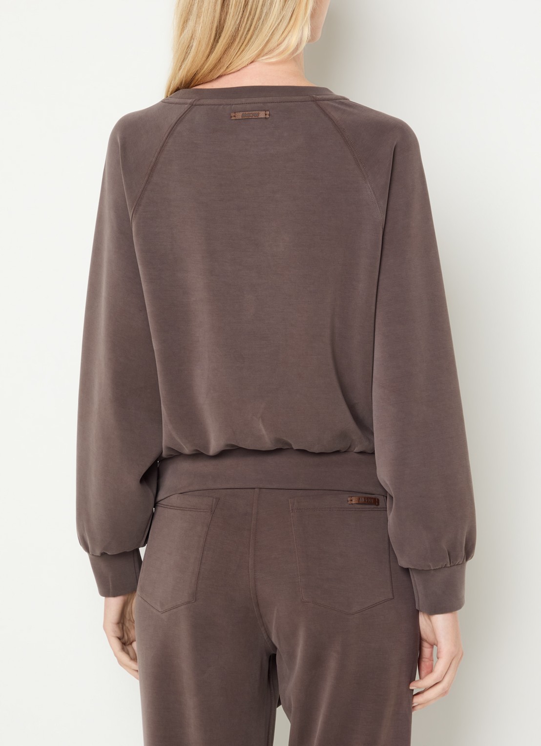 Moscow Romy sweater met strikceintuur - achterkant bruin