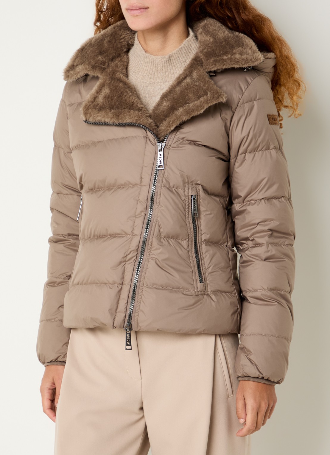Moscow Spencer puffer jack met details van imitatiebont - detail 4 taupe