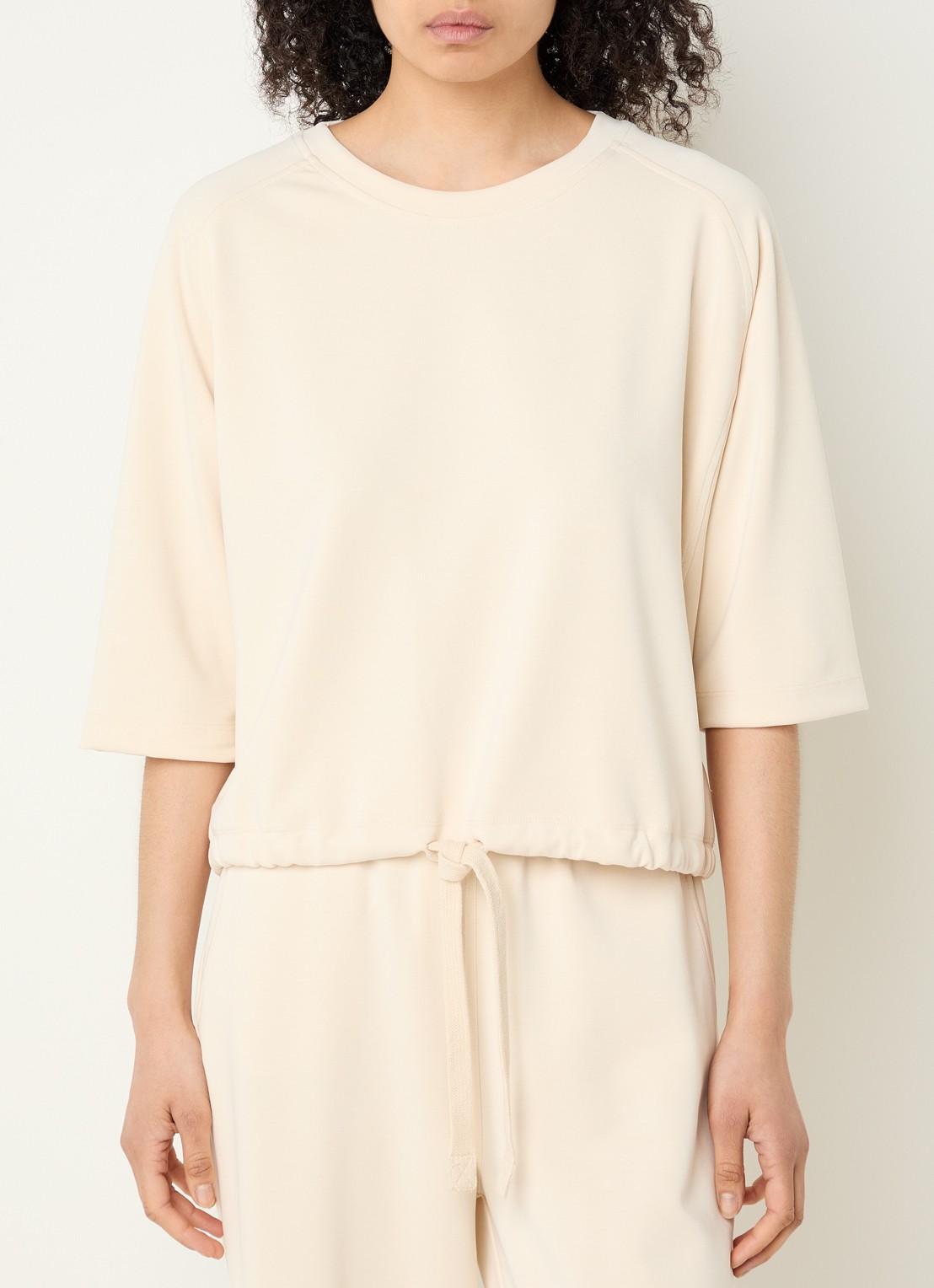 Moscow Tess top met ronde hals - detail beige
