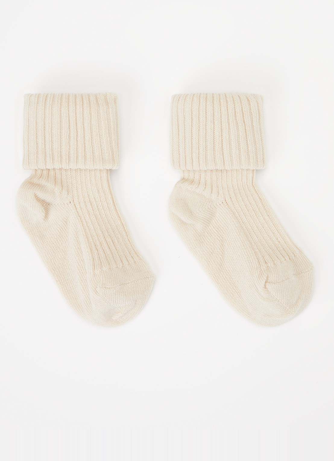 mp Denmark Ribgebreide babysokken - voorkant beige