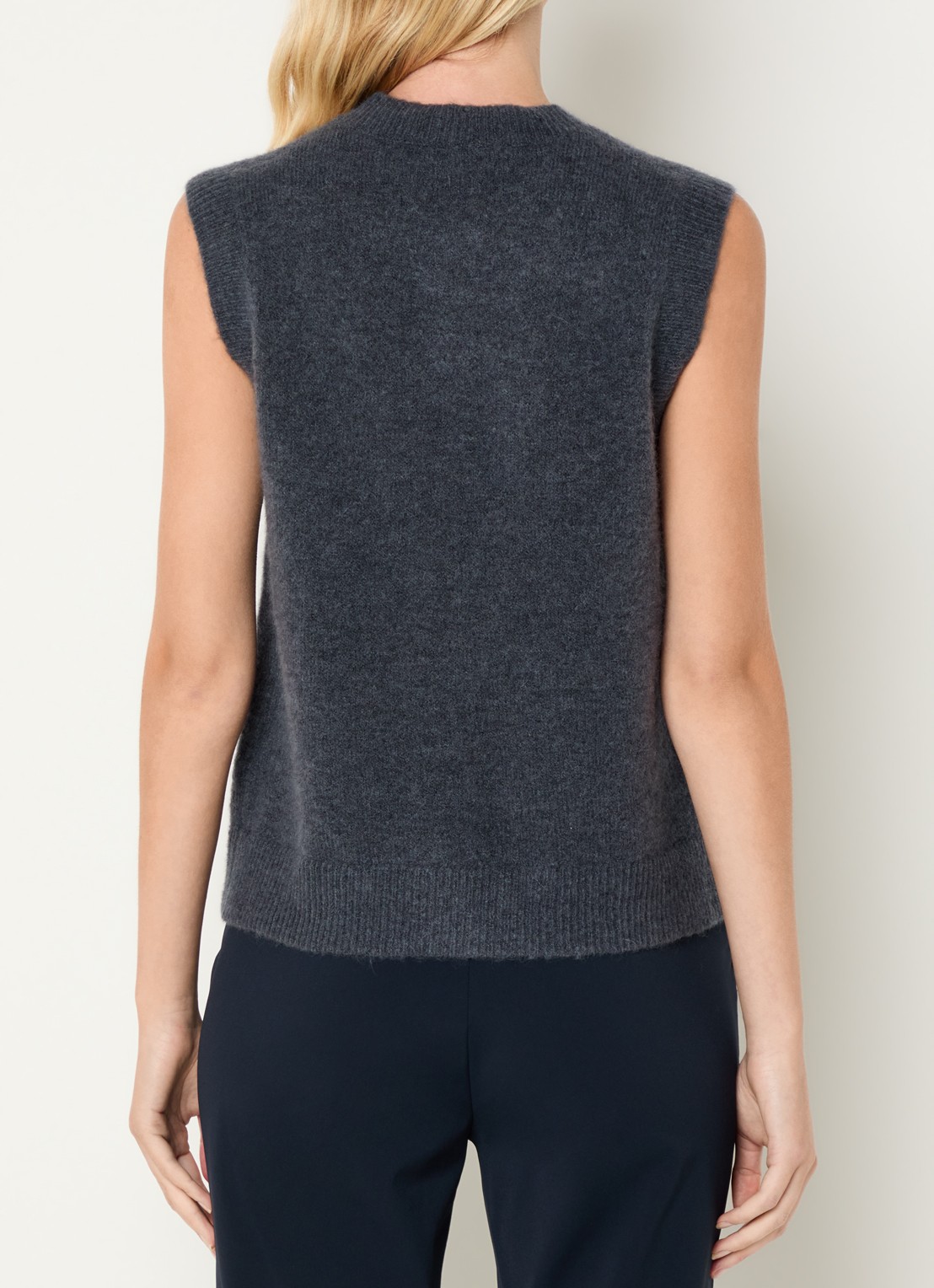 MSCH Copenhagen Bondie Hope fijngebreide vest in alpaca wolblend - achterkant 4 donkergrijs