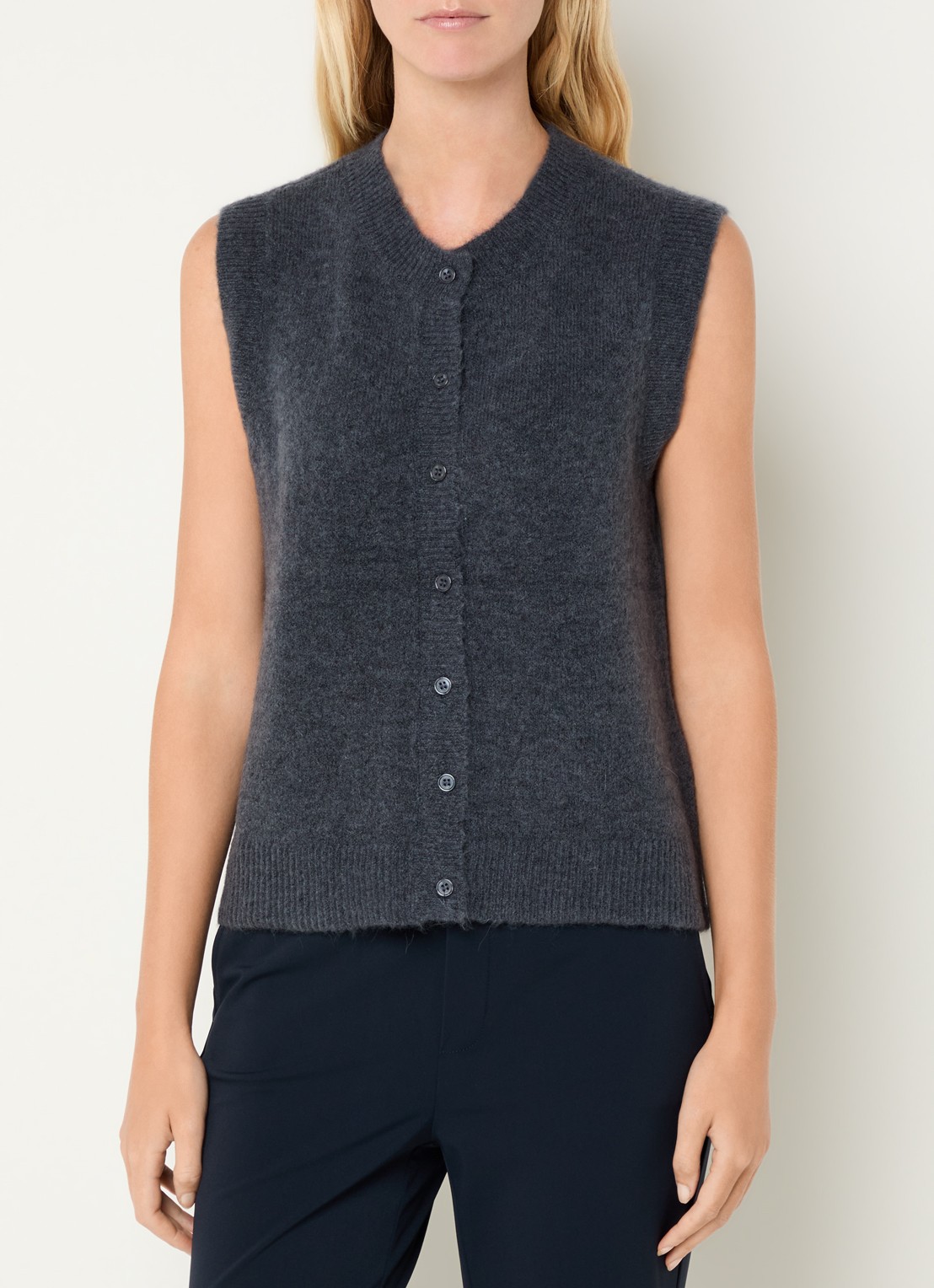MSCH Copenhagen Bondie Hope fijngebreide vest in alpaca wolblend - detail 3 donkergrijs