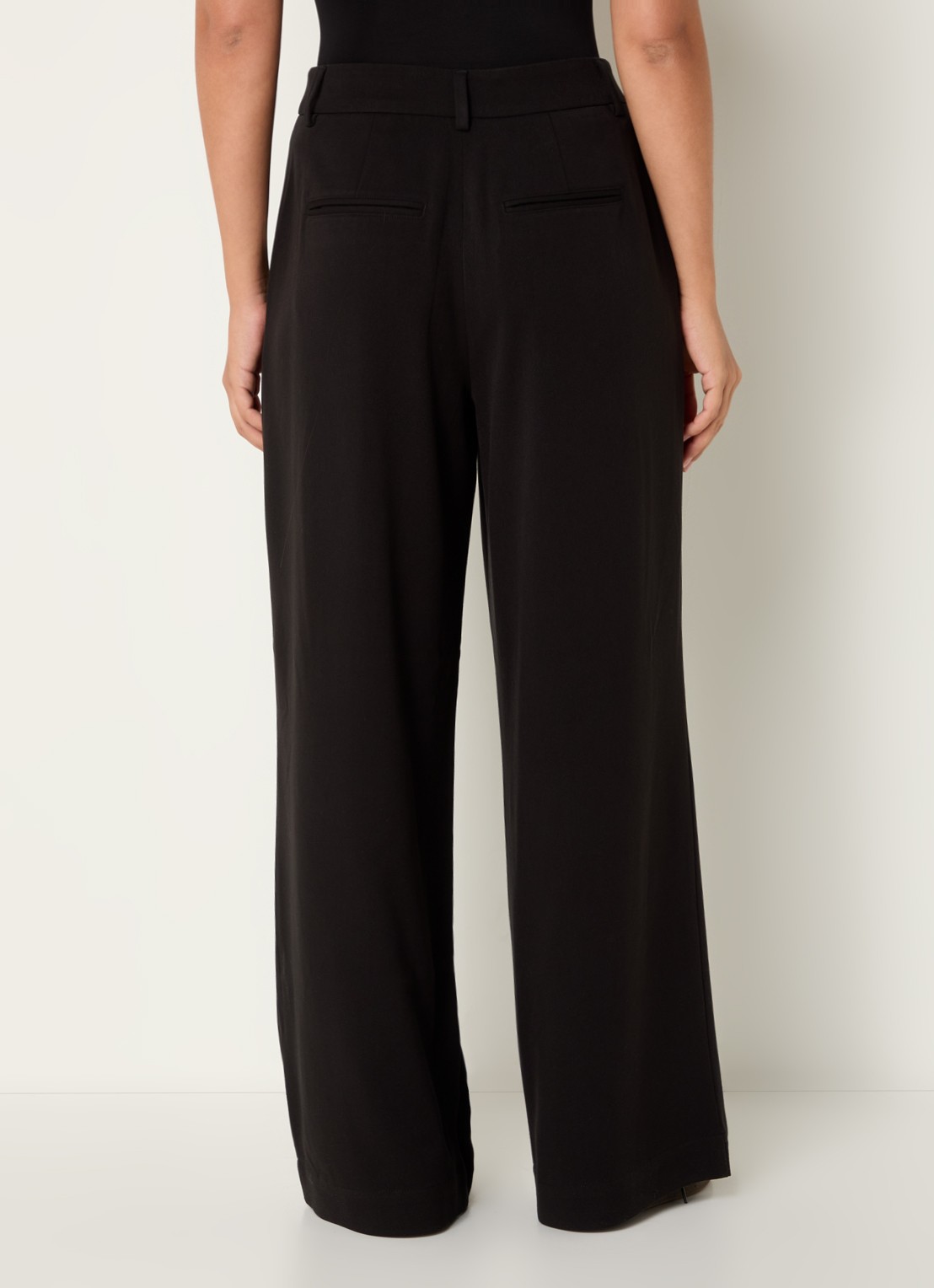MSCH Copenhagen Henrika high waist wide fit pantalon met plooidetail - achterkant 2 zwart
