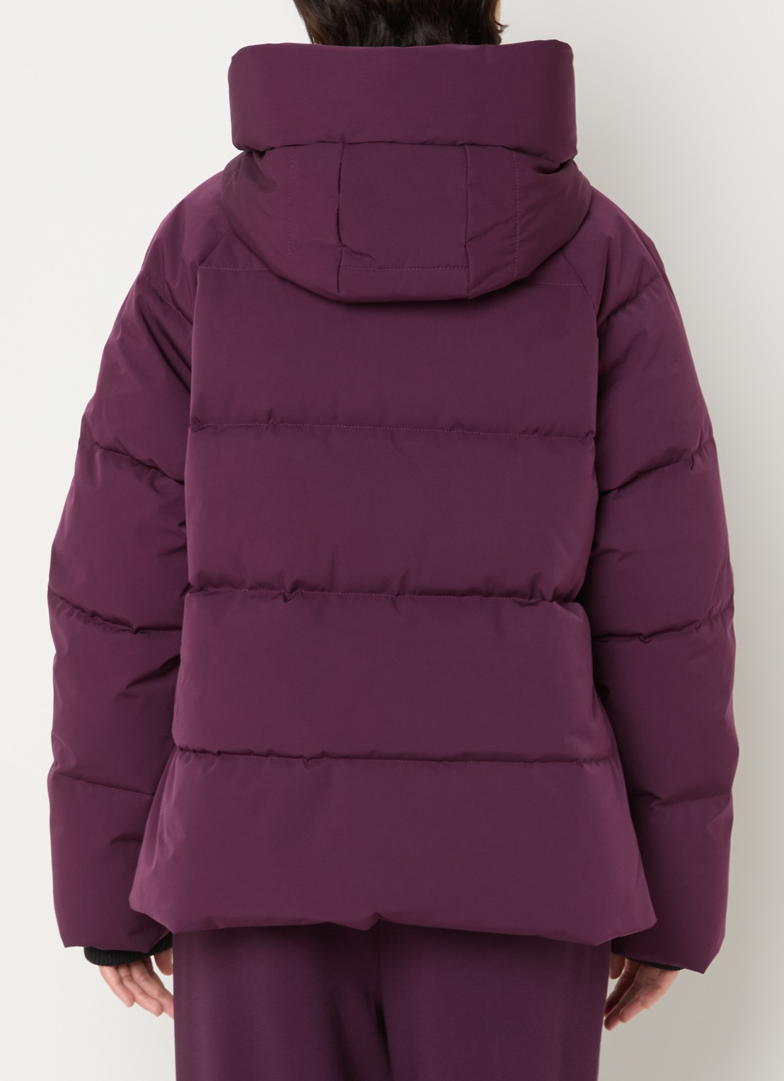 MSCH Copenhagen MSCHPavinaria puffer jack met steekzakken en capuchon - achterkant paars