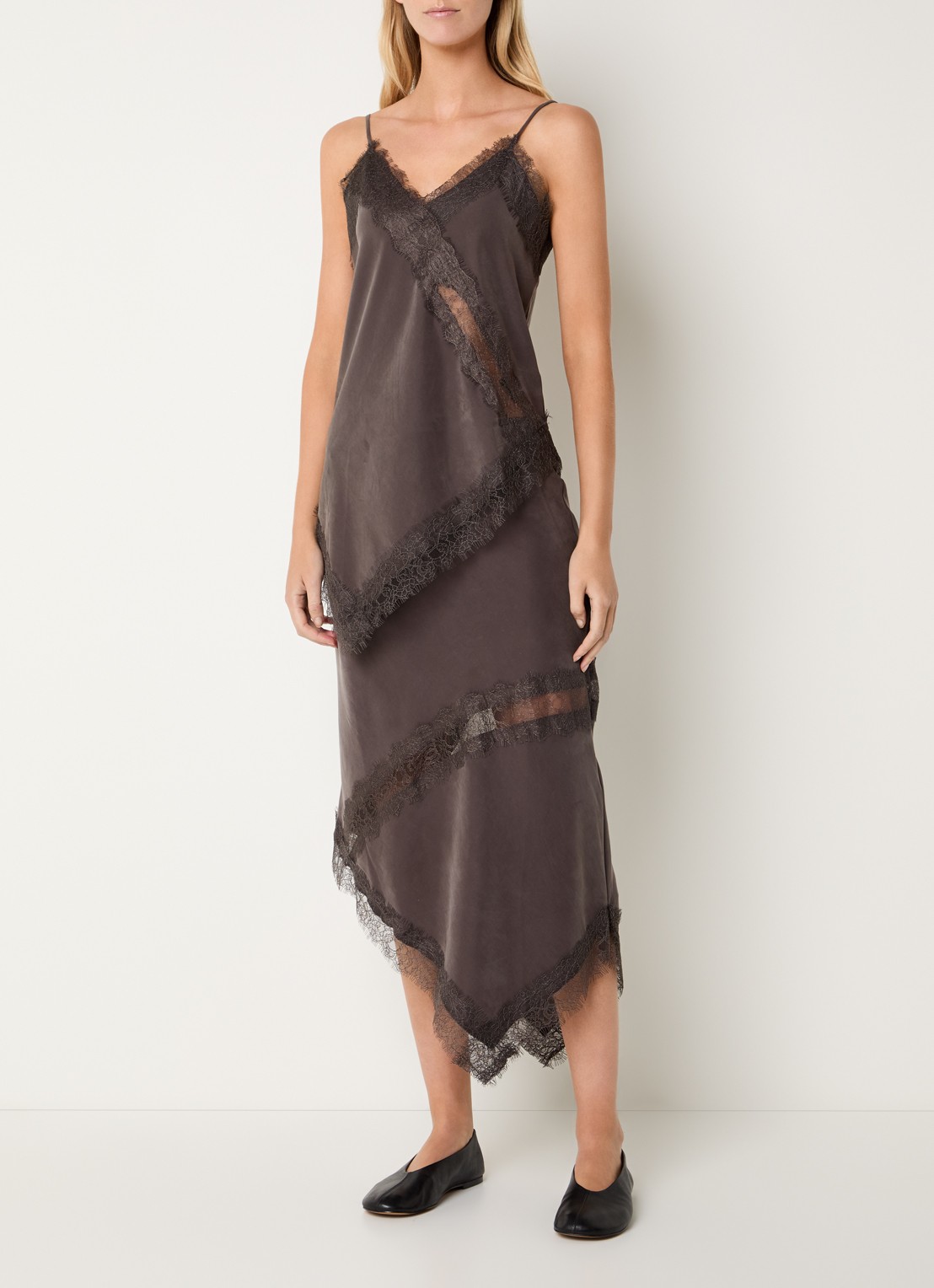 MSCH Copenhagen MSCHThea asymmetrische maxi rok met details van kant - voorkant 3 bruin