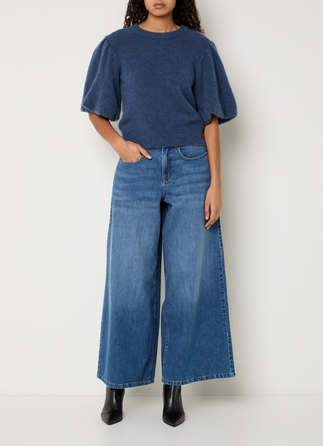 MSCH Copenhagen MSCHTurig high waist wide leg jeans met met medium wassing - voorkant 5 indigo