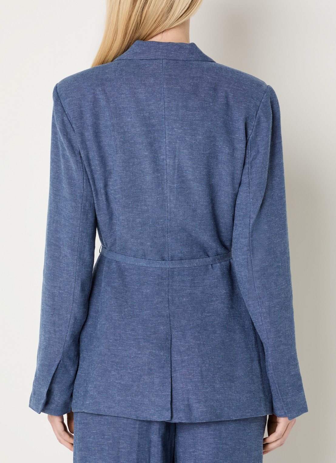 MSCH Copenhagen MSCHViana blazer in linnenblend met klepzakken en strikceintuur - achterkant 3 blauw