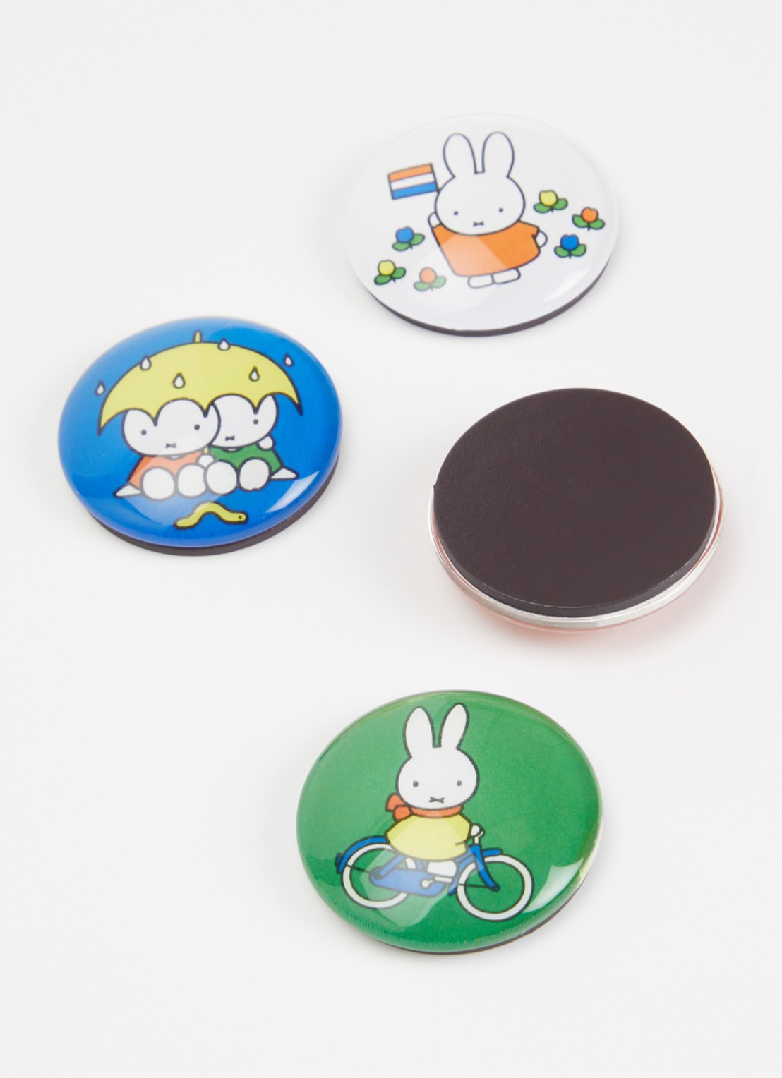 MTDay Nijntje glasmagneten set van 4 - voorkant 2 multicolor