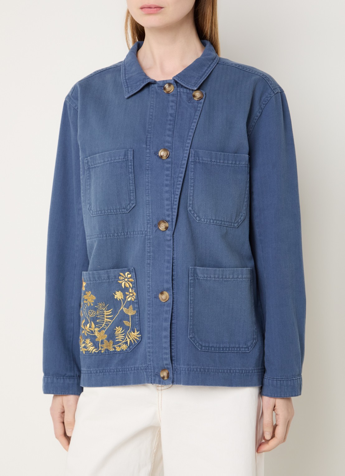 MUNTHE Bayan overshirt van chambray met borduring - detail indigo