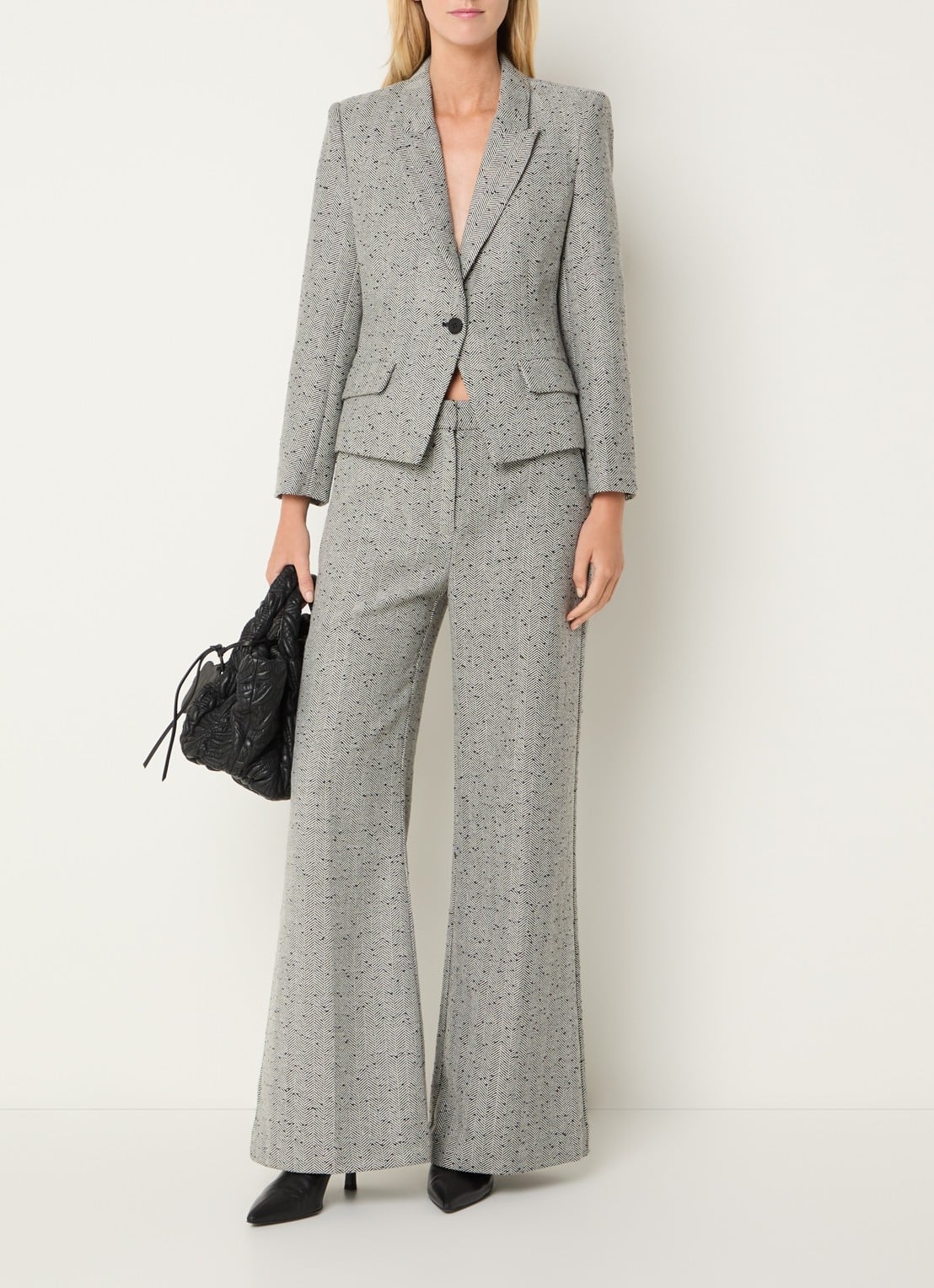 MUNTHE Eileen high waist flared fit pantalon met streepprint en pailletten - voorkant 3 grijs