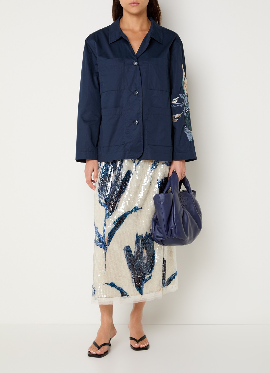 MUNTHE Nichola blouse met borduring en opgestikte zakken - voorkant 4 donkerblauw