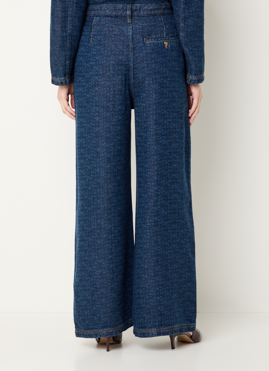MUNTHE Ronan high waist wide leg jeans met logoprint en donkere wassing - achterkant 4 indigo