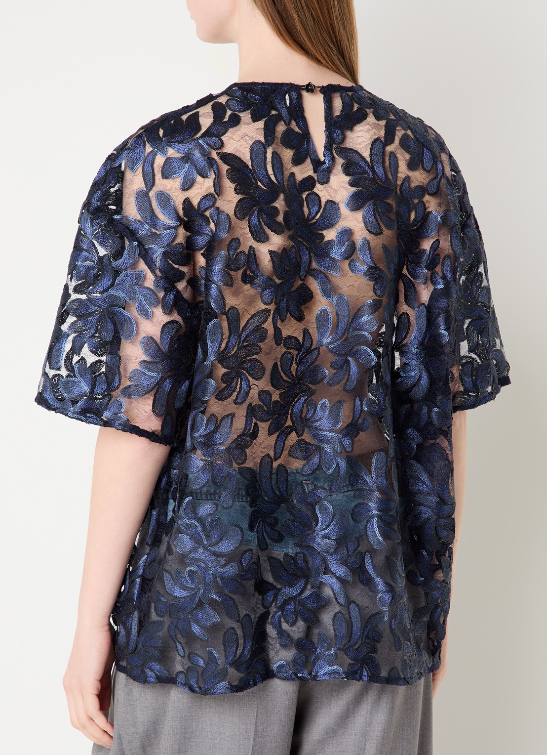 MUNTHE Semi-transparante top met pailetten en borduring - achterkant blauw