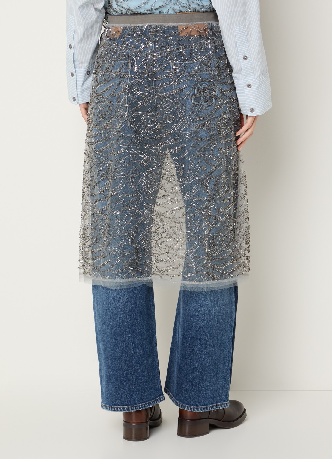 MUNTHE Vatosha semi-transparante midi rok van mesh met strass en pailletten - achterkant 4 zilver