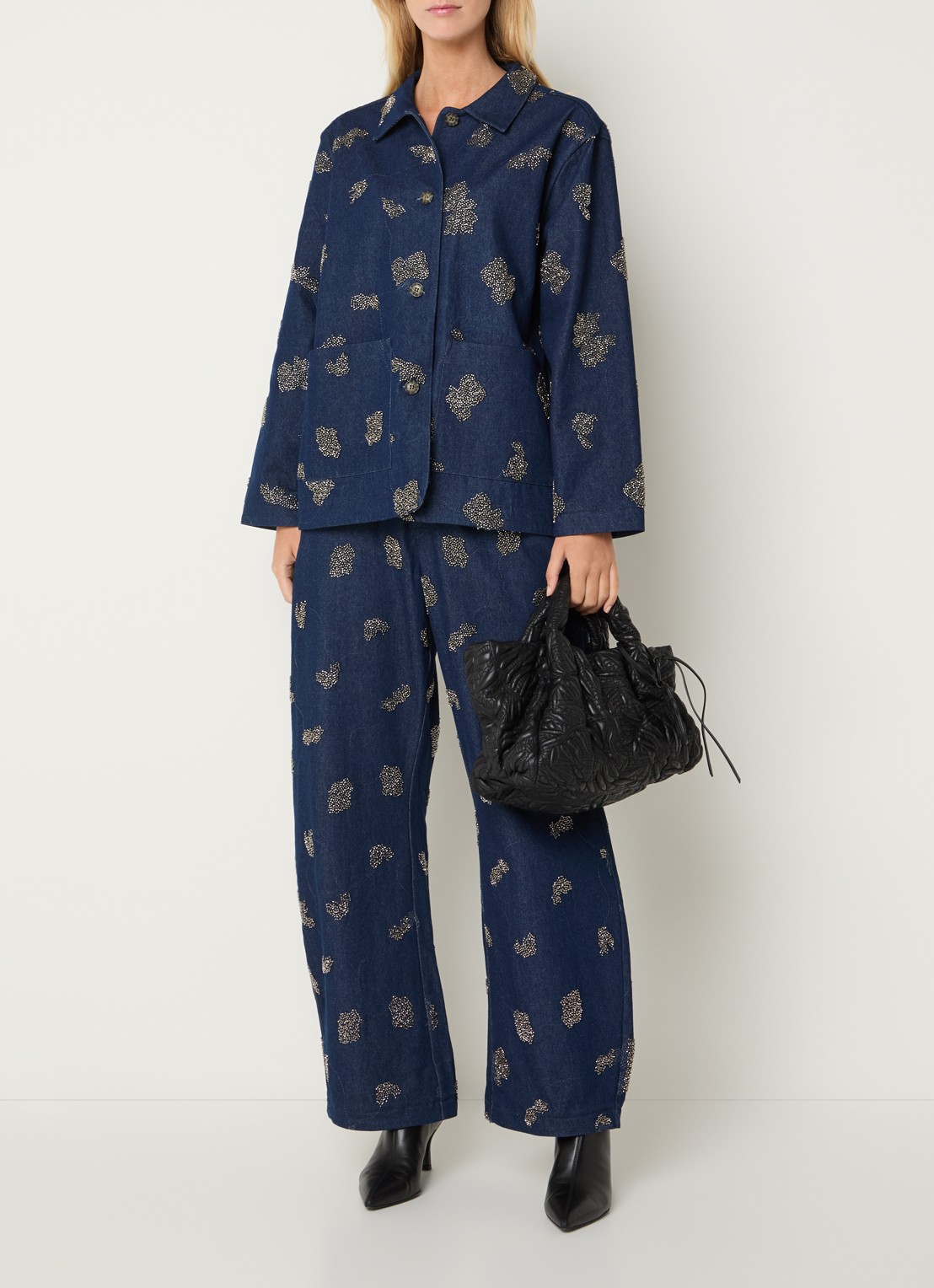 MUNTHE Vichola blouse van denim met kralendecoratie - voorkant 2 indigo