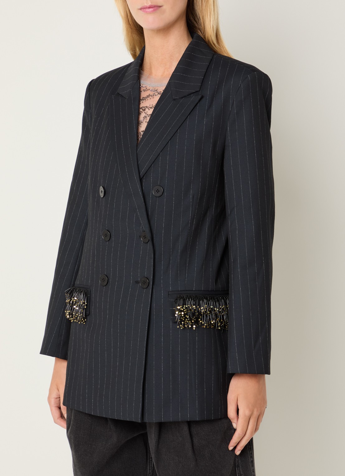 MUNTHE Virionics double-breasted blazer met krijtstreep en pailletten - detail donkerblauw
