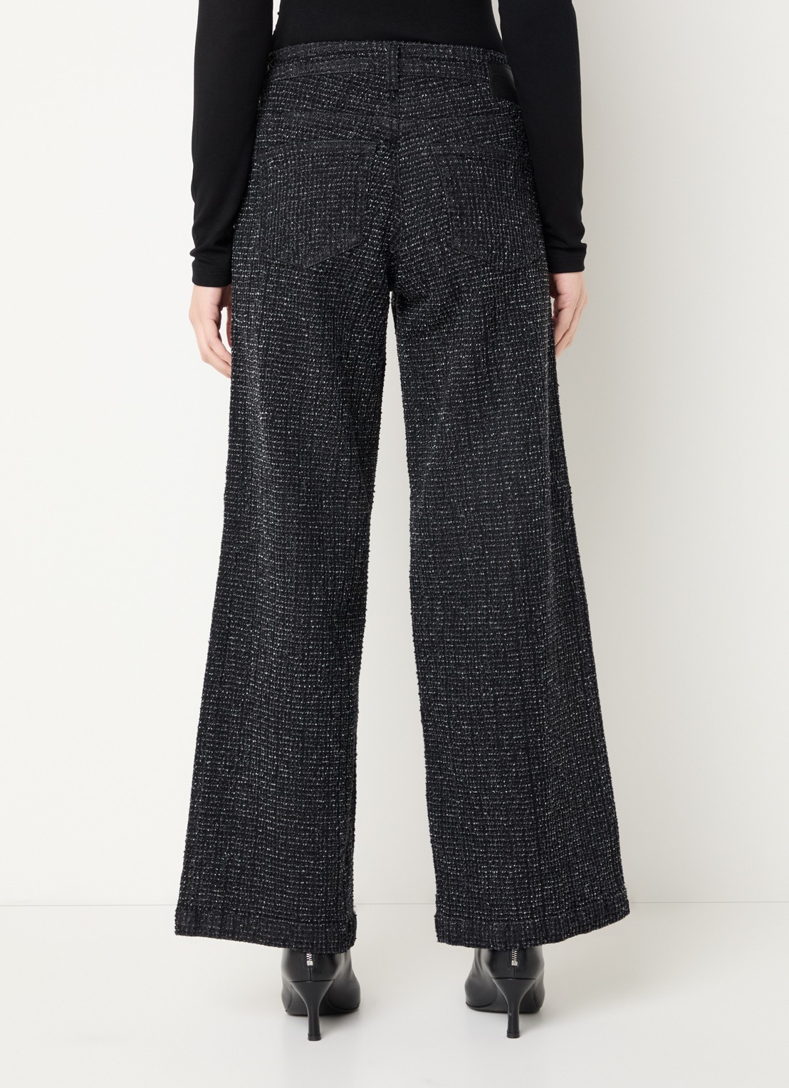 My Essential Wardrobe Amber high waist flared fit broek met structuur - achterkant 5 zwart