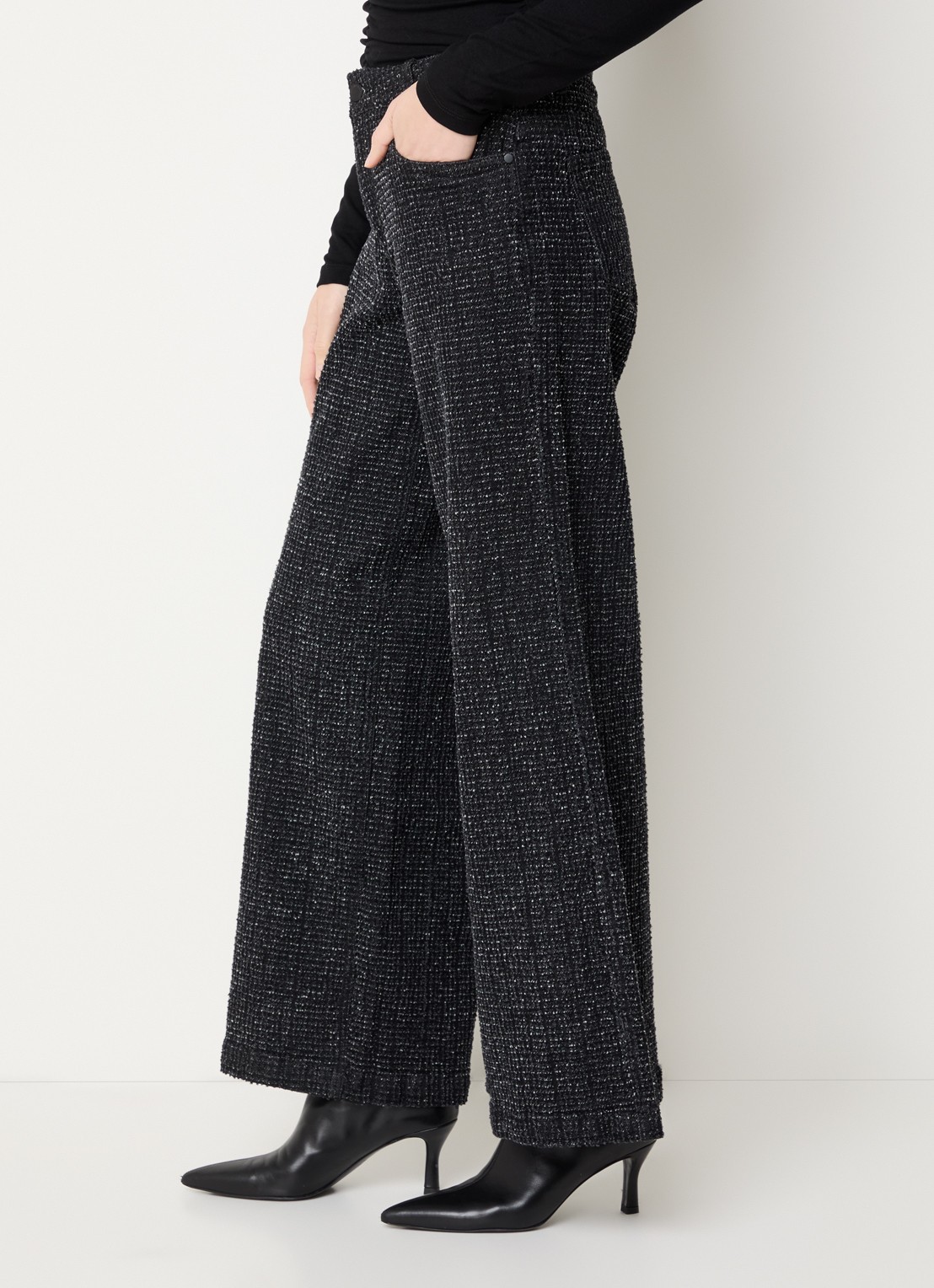 My Essential Wardrobe Amber high waist flared fit broek met structuur - detail 2 zwart