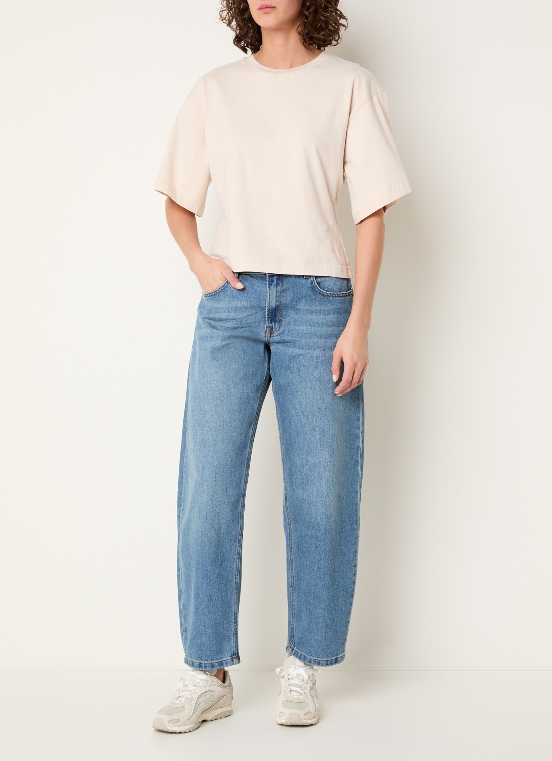 My Essential Wardrobe Baloom high waist balloon fit jeans met medium wassing - voorkant 2 indigo