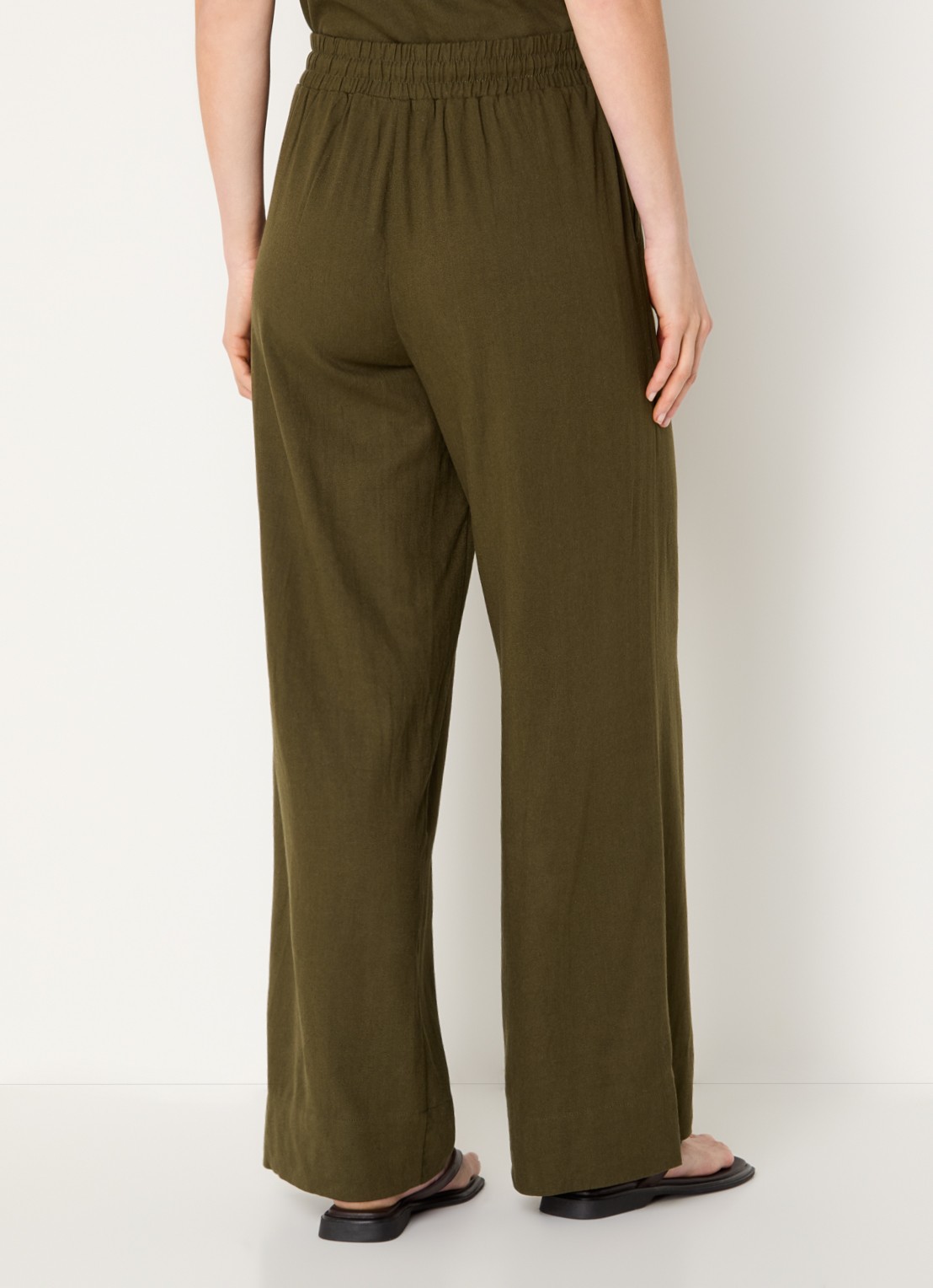 My Essential Wardrobe Dia wide fit pantalon in linnenblend - achterkant 4 bronsgroen