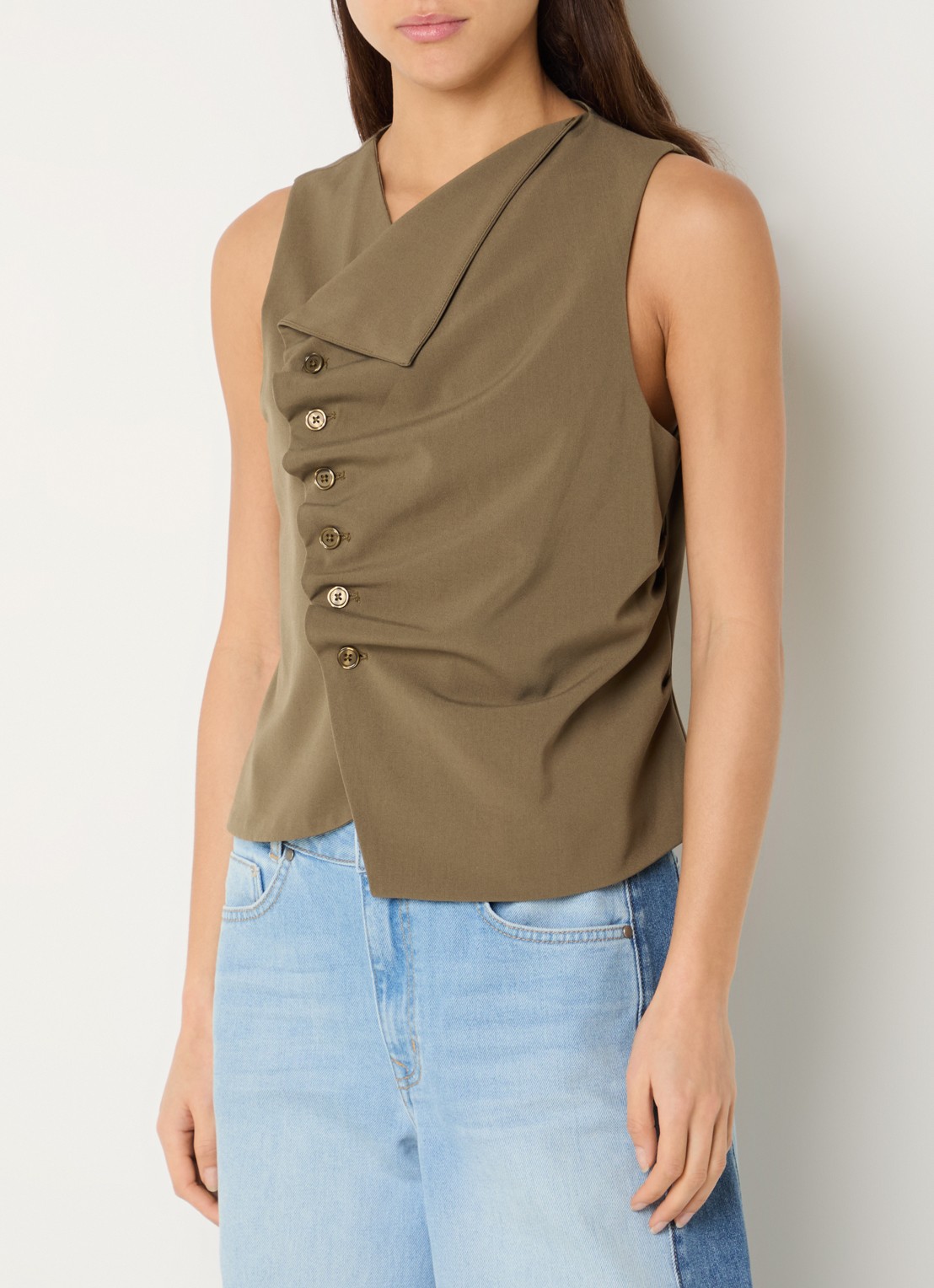My Essential Wardrobe Hace gilet met asymmetrische hals en plooidetail - detail olijfgroen