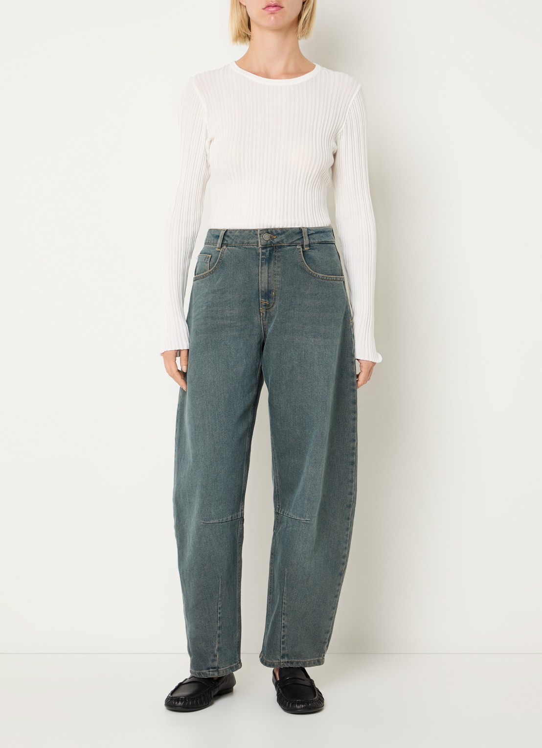 My Essential Wardrobe Hottie balloon jeans met medium wassing - voorkant 5 blauw