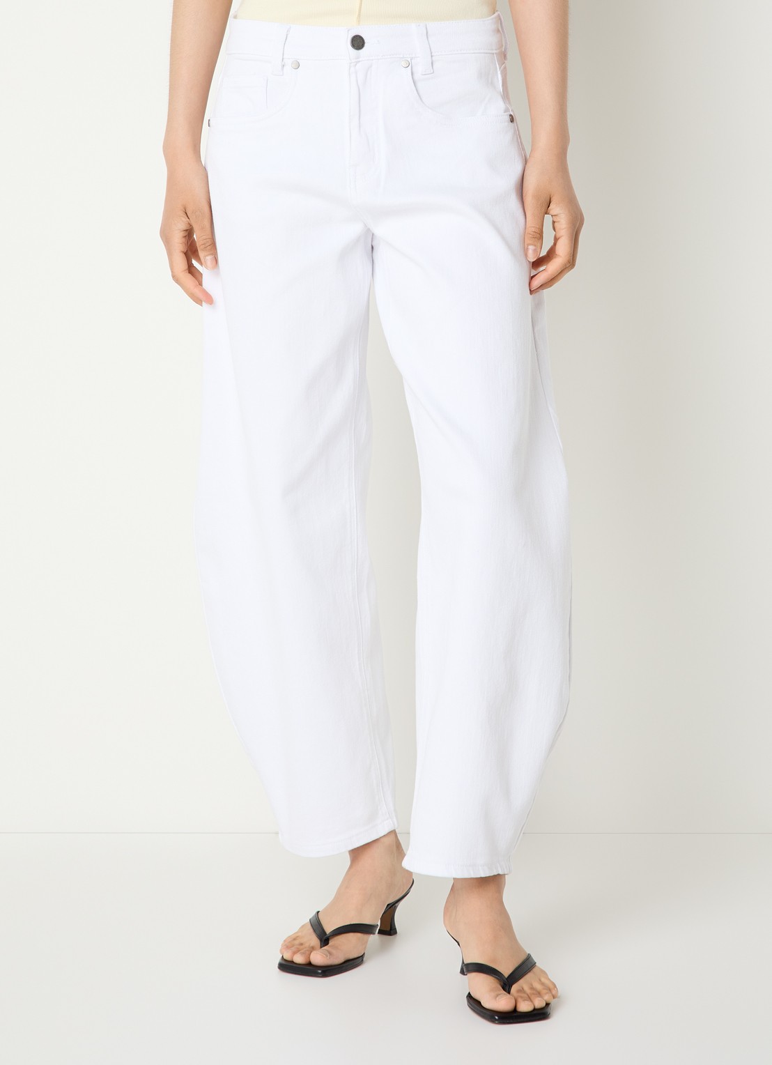 My Essential Wardrobe Hottie mid waist balloon fit jeans met gekleurde wassing  - detail 3 wit