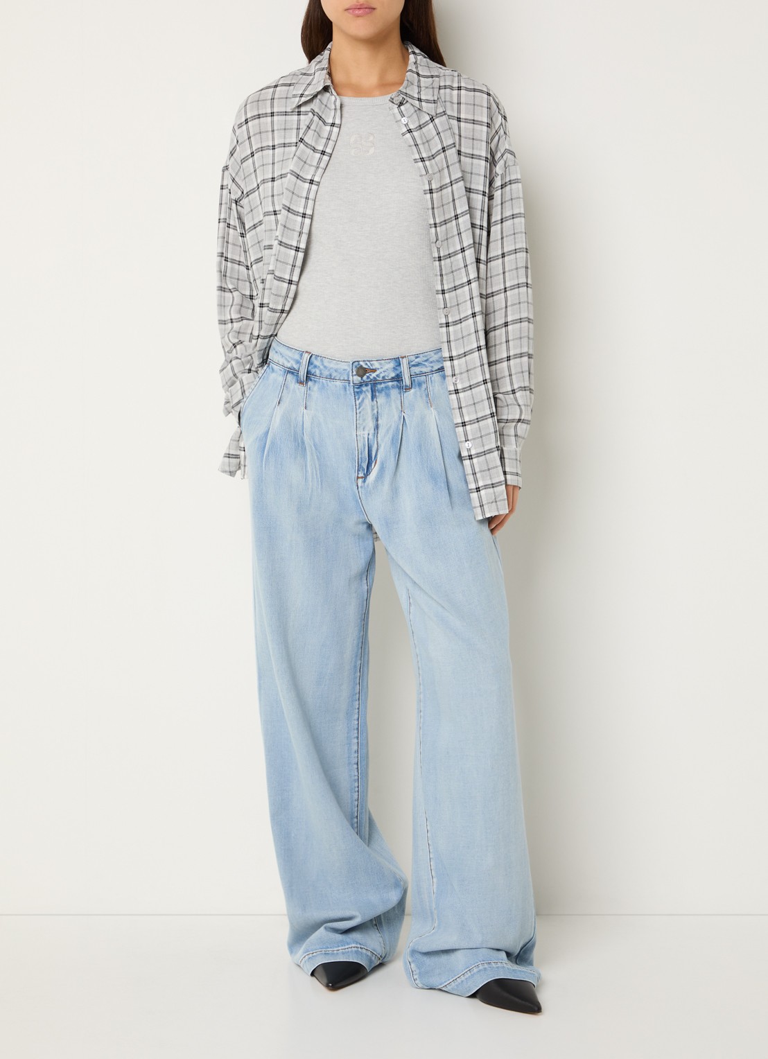 My Essential Wardrobe Iris blouse met ruitdessin - voorkant 3 lichtgrijs
